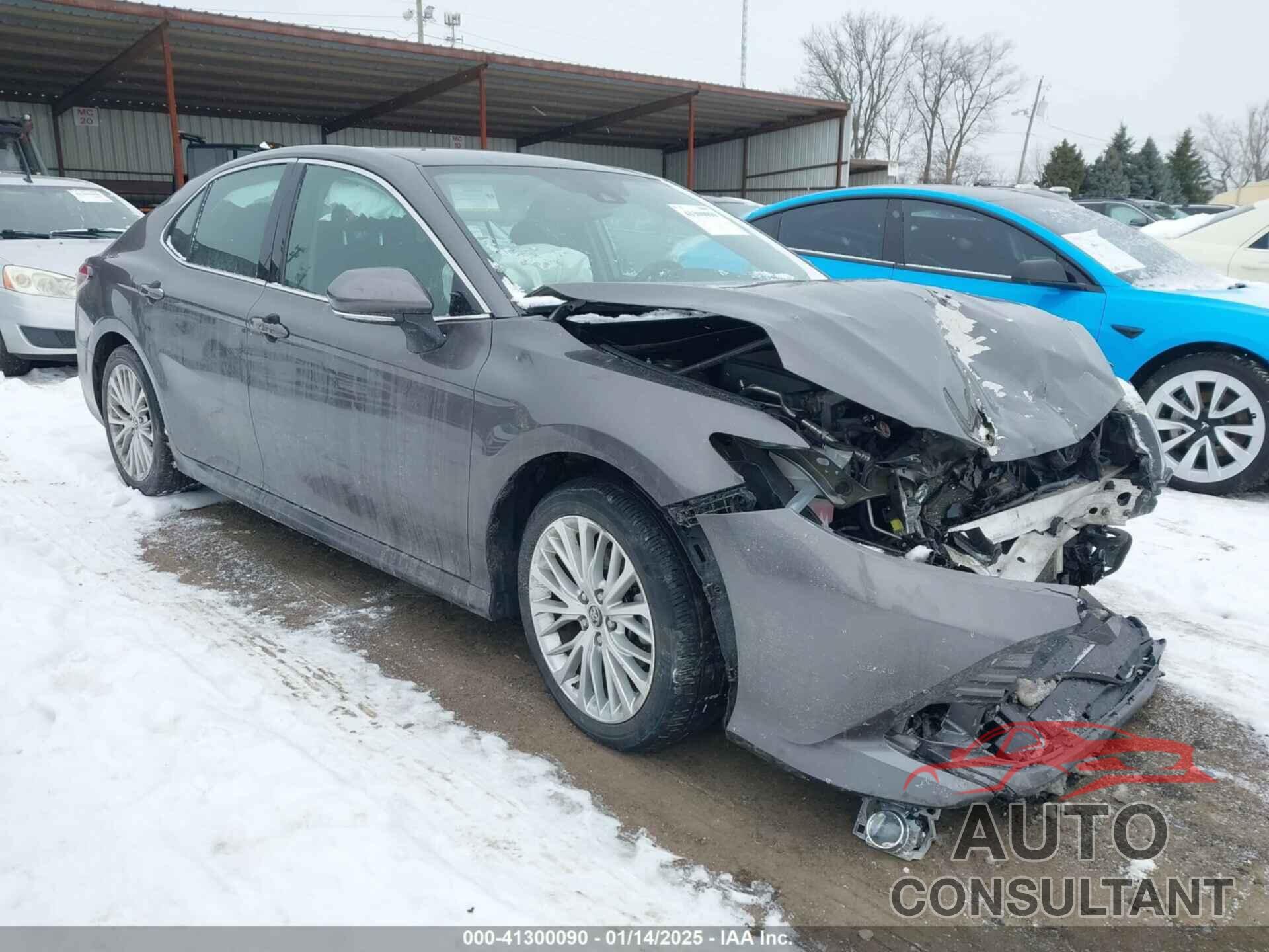 TOYOTA CAMRY 2019 - 4T1B11HK2KU794797