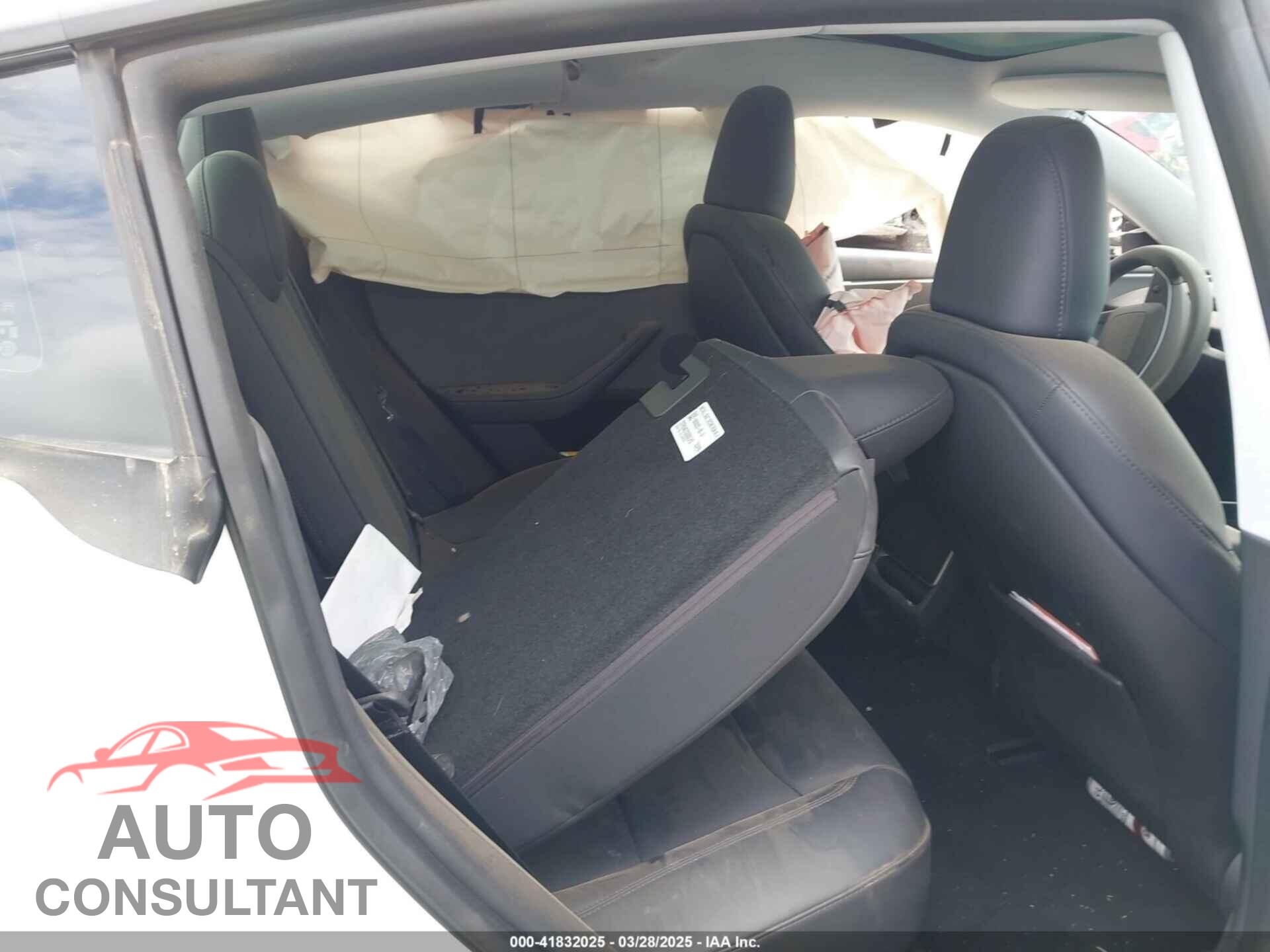 TESLA MODEL 3 2024 - 5YJ3E1EA2RF731663