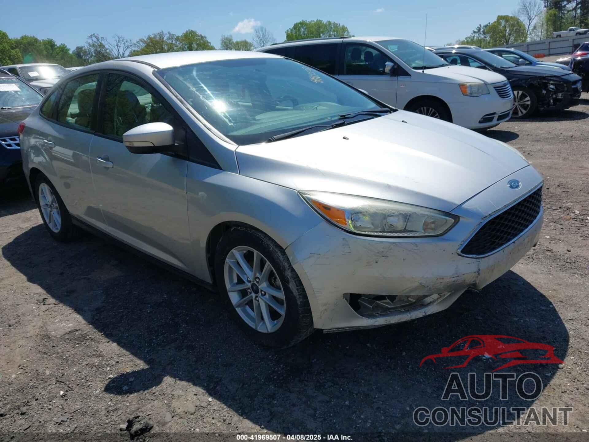 FORD FOCUS 2017 - 1FADP3F27HL240959