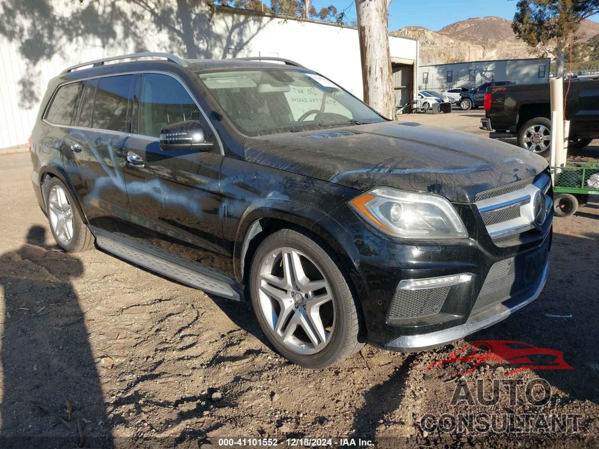 MERCEDES-BENZ GL 550 2015 - 4JGDF7DE5FA455424