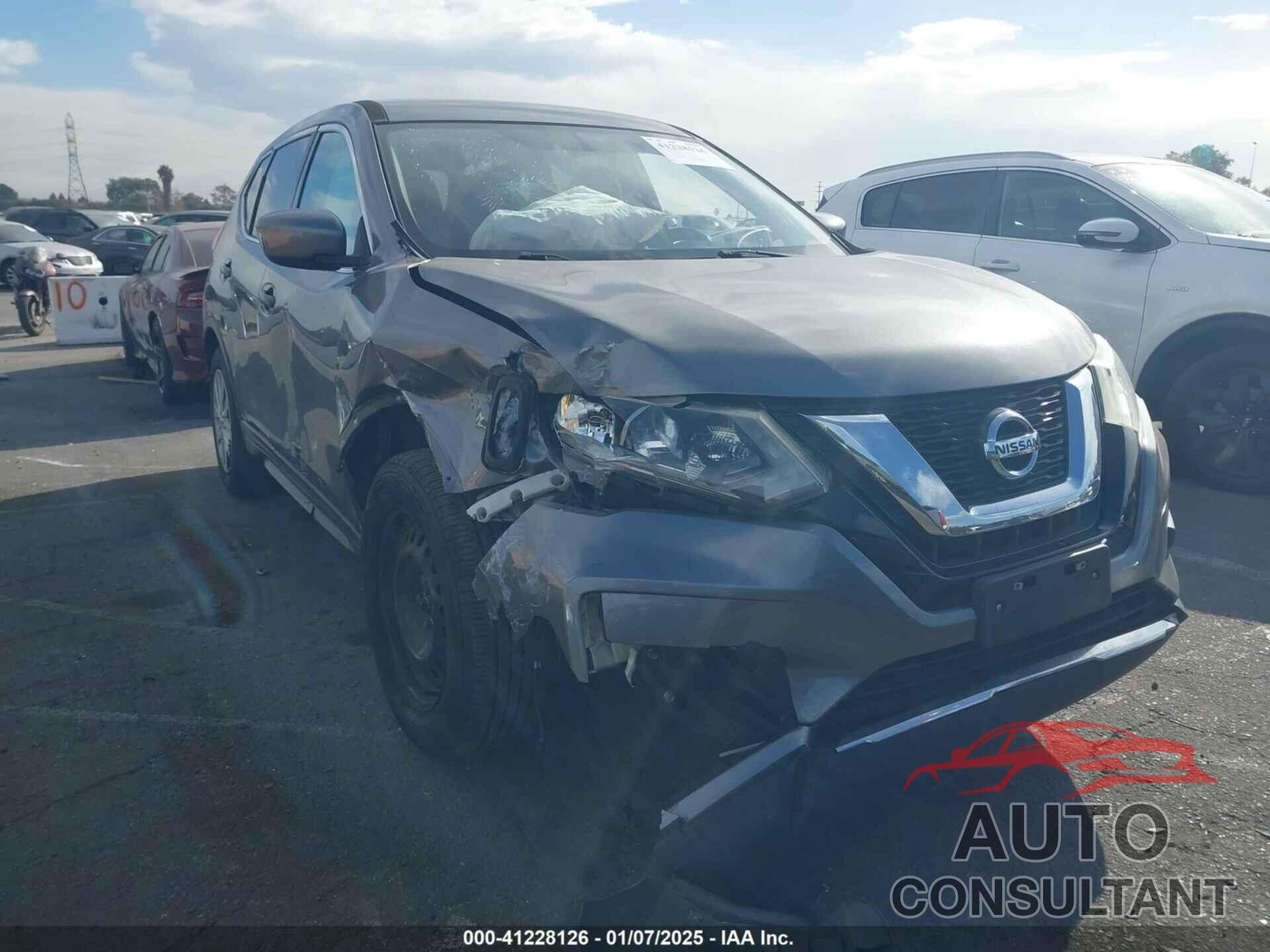 NISSAN ROGUE 2017 - 5N1AT2MN3HC752777