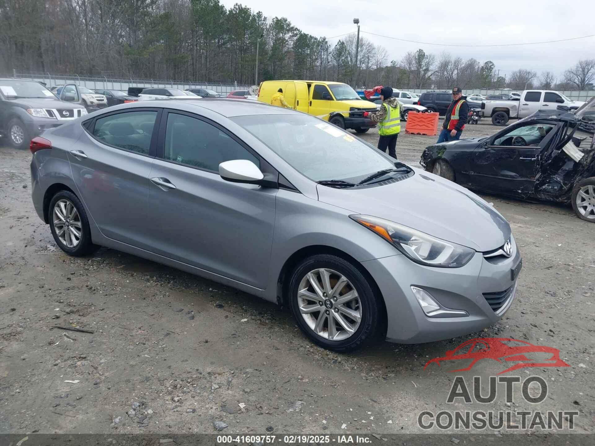 HYUNDAI ELANTRA 2014 - KMHDH4AE2EU048039