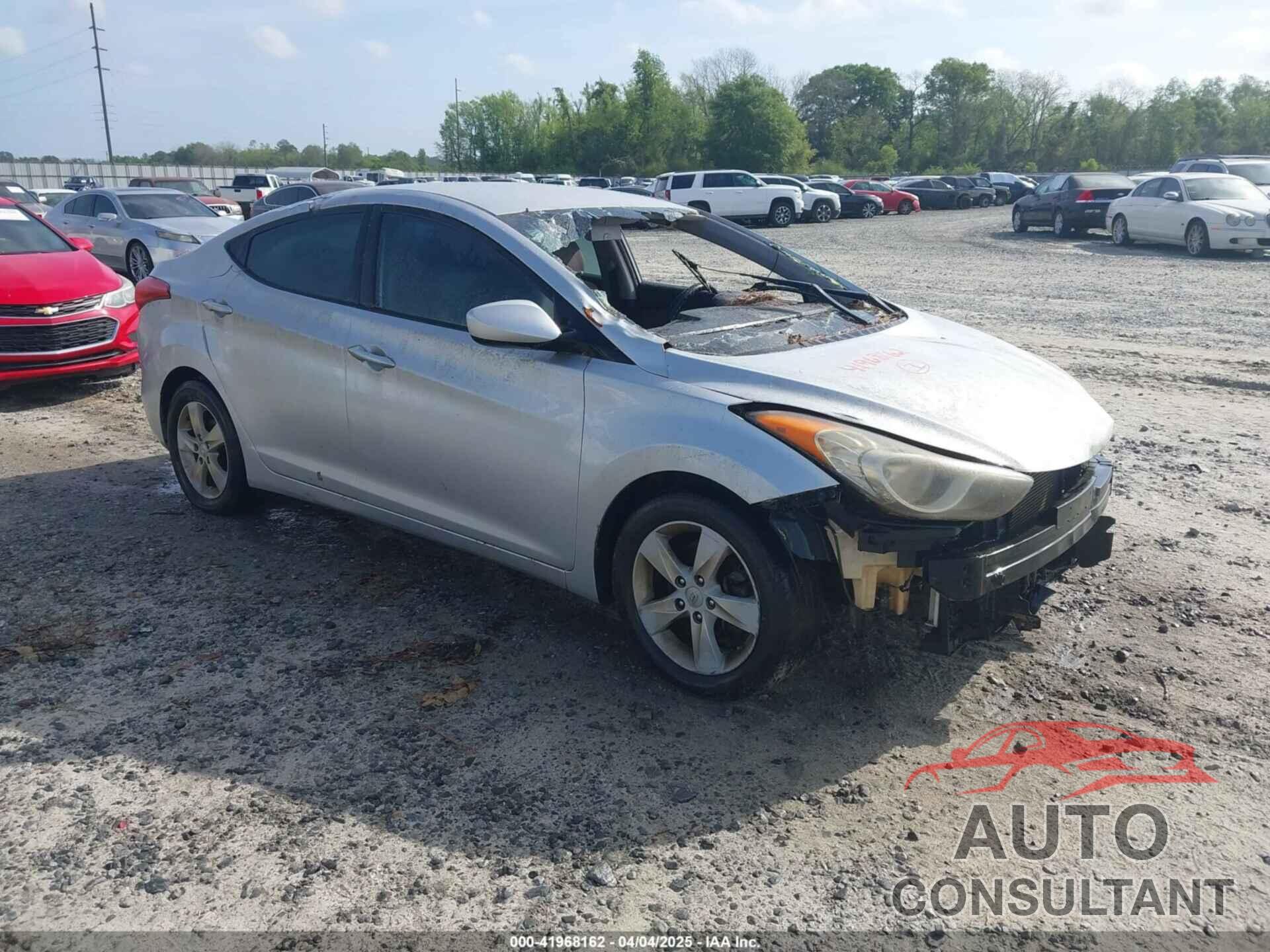 HYUNDAI ELANTRA 2013 - KMHDH4AE2DU576257