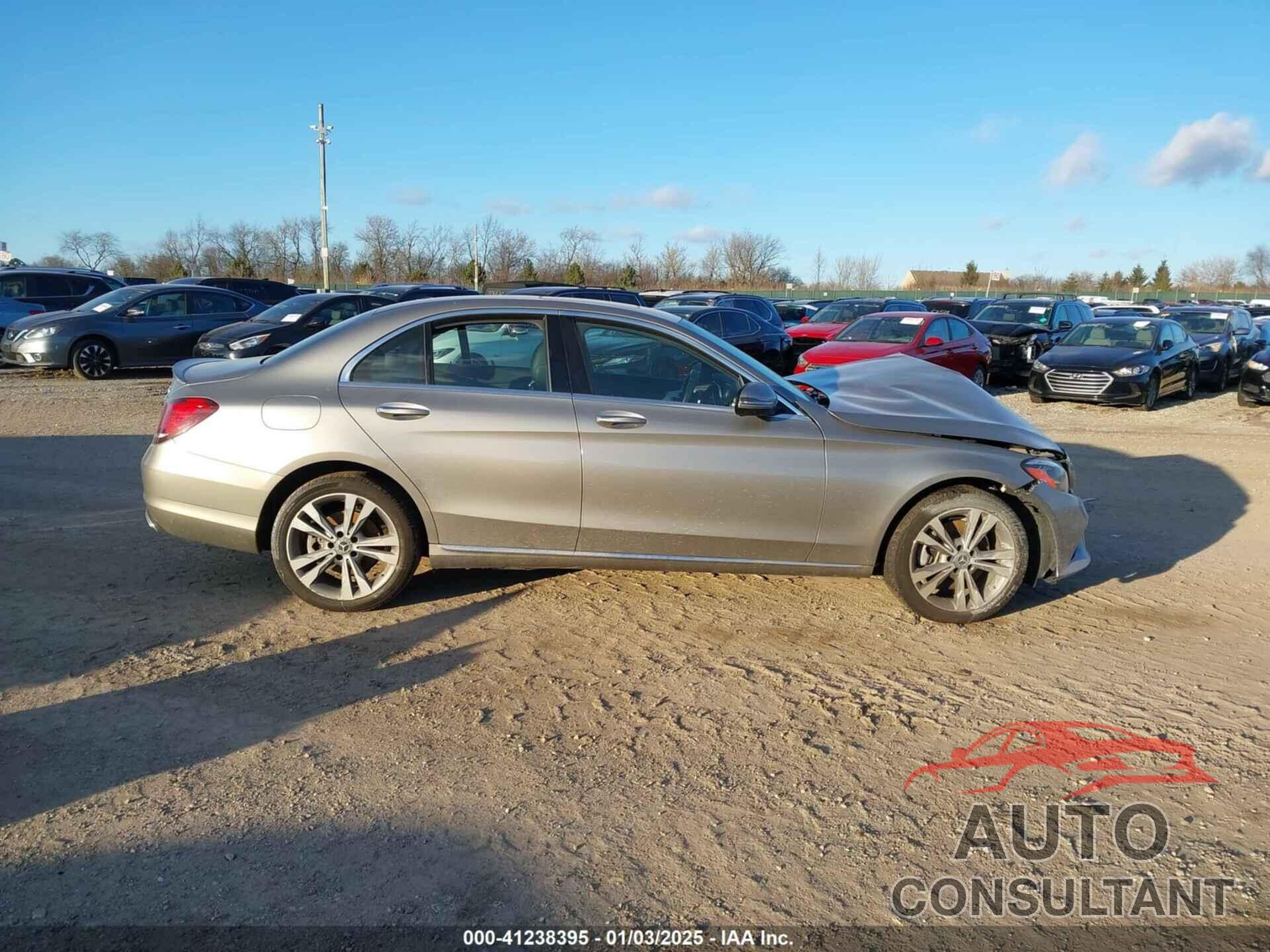 MERCEDES-BENZ C 300 2019 - 55SWF8EB2KU296000