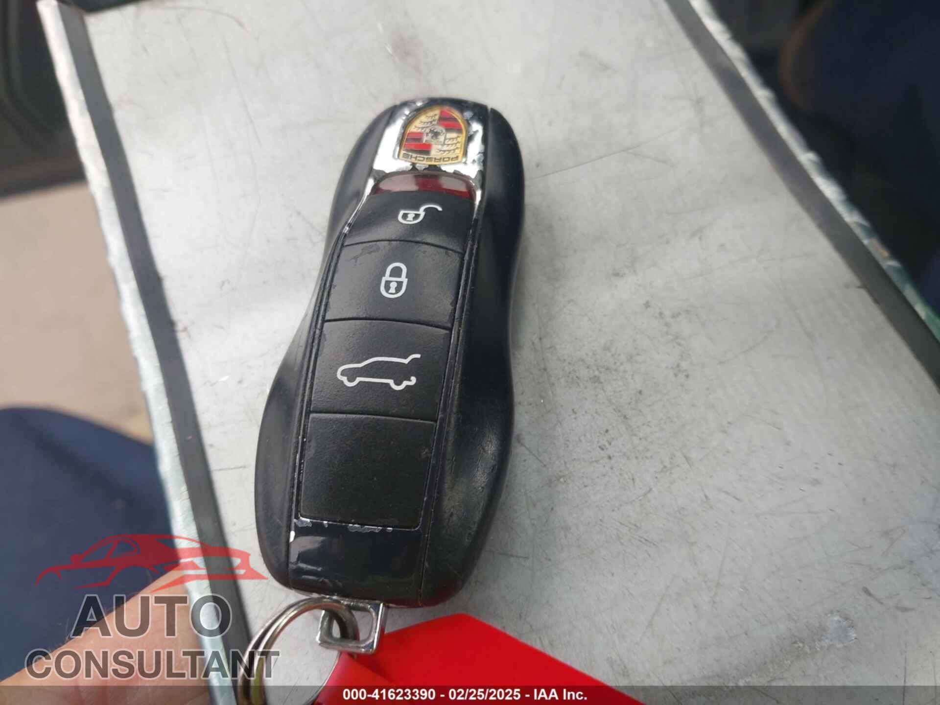 PORSCHE MACAN 2015 - WP1AB2A52FLB68751
