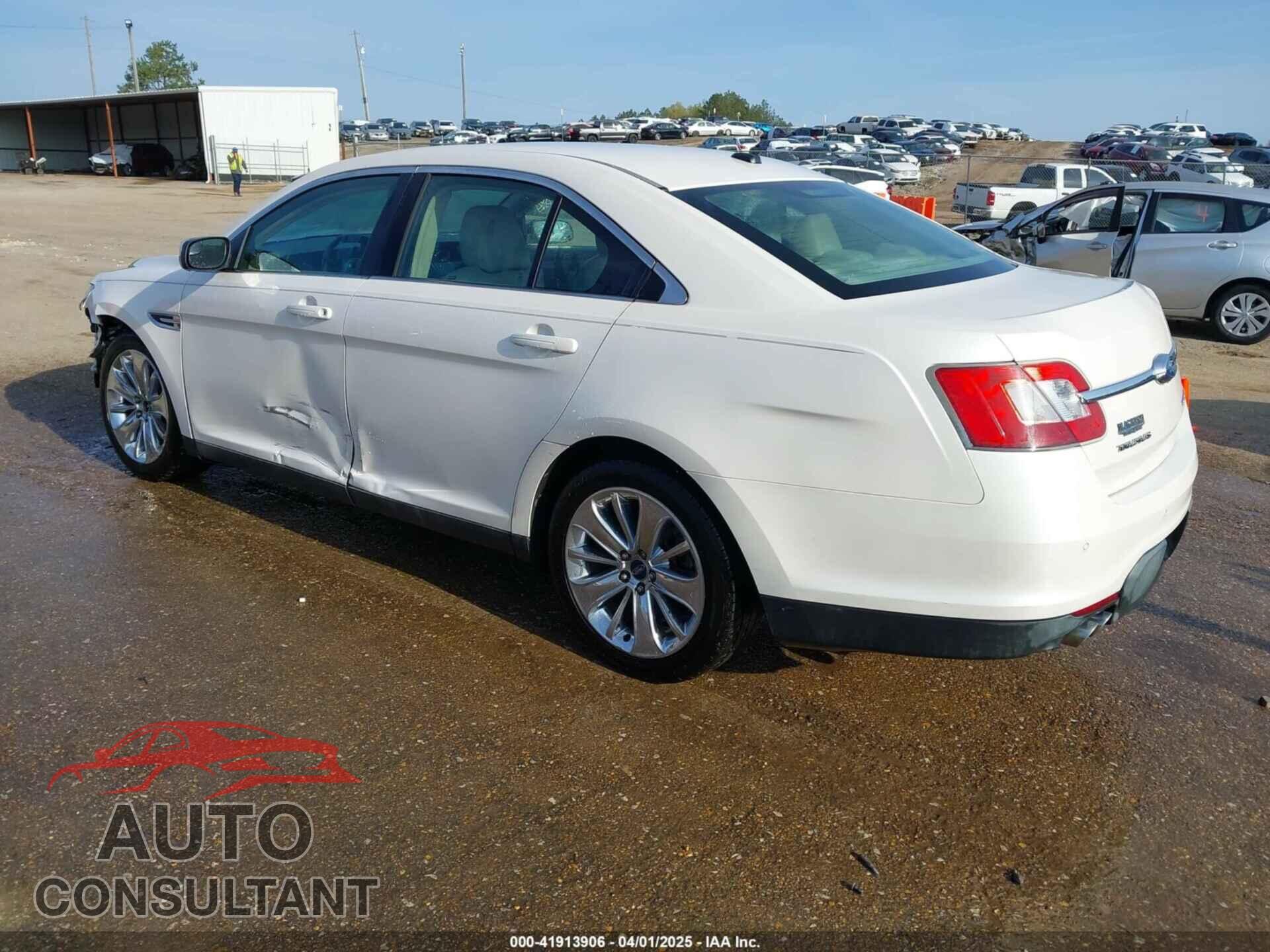 FORD TAURUS 2012 - 1FAHP2FW1CG103595