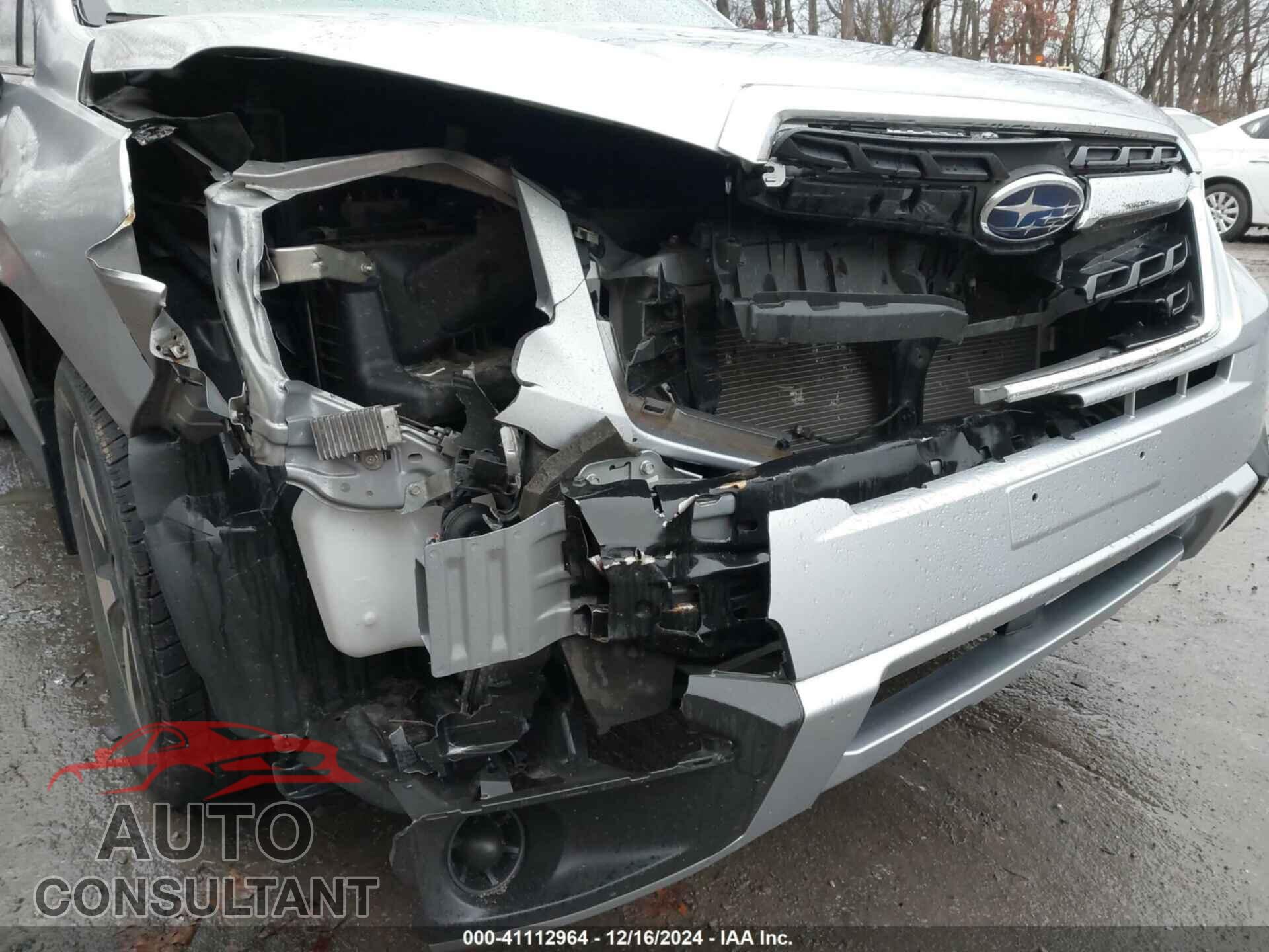 SUBARU FORESTER 2018 - JF2SJAEC0JH453151