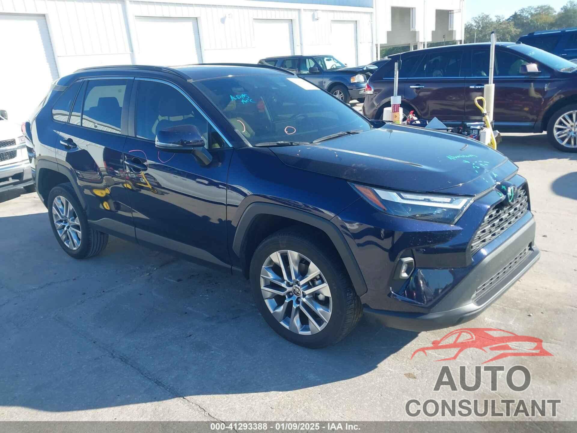 TOYOTA RAV4 2023 - 2T3C1RFV3PW291777