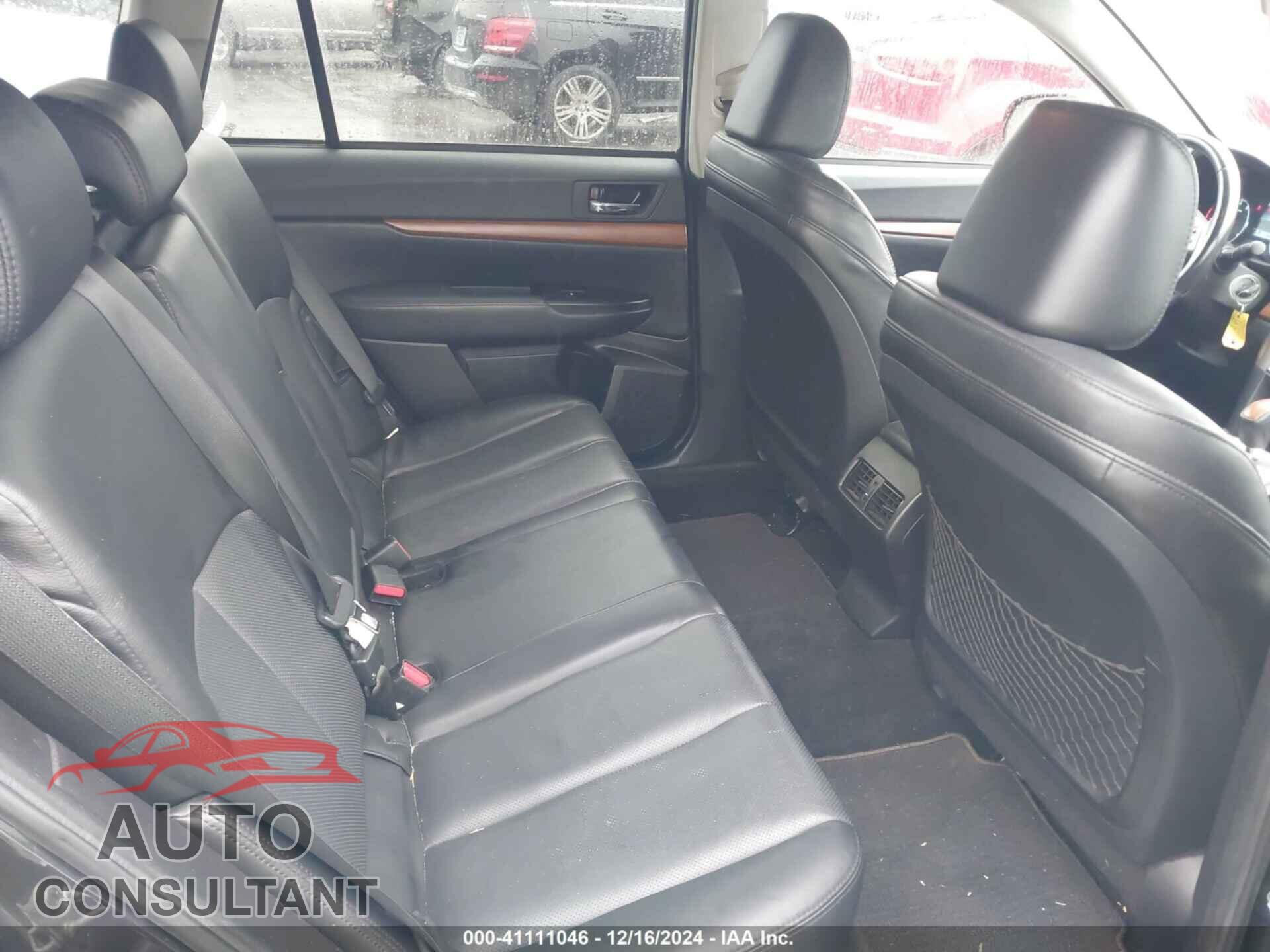 SUBARU OUTBACK 2013 - 4S4BRBLC7D3243207