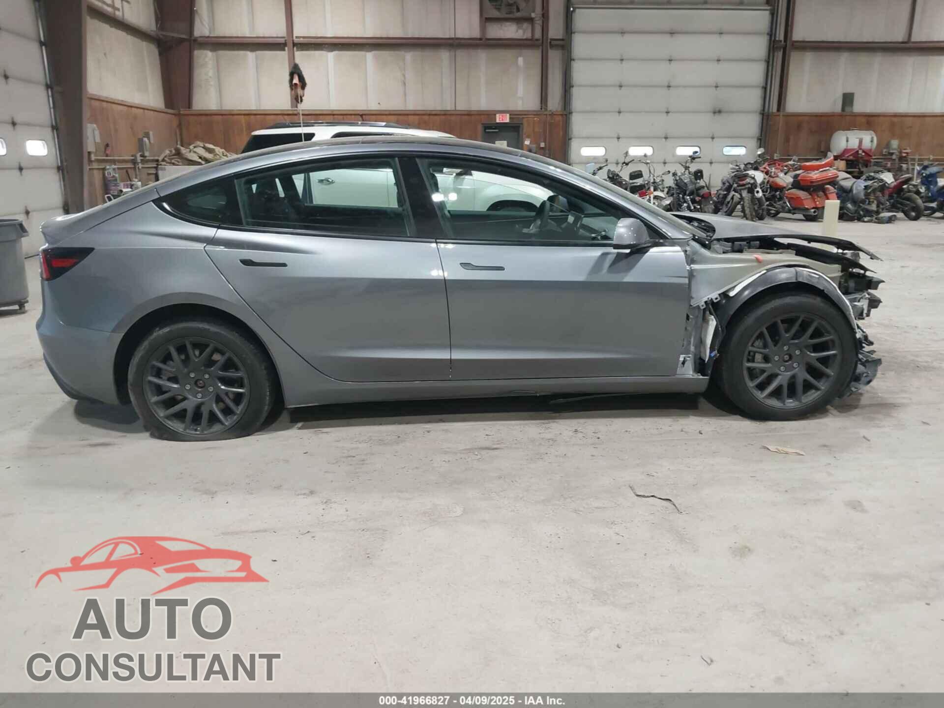 TESLA MODEL 3 2024 - 5YJ3E1EB0RF860736