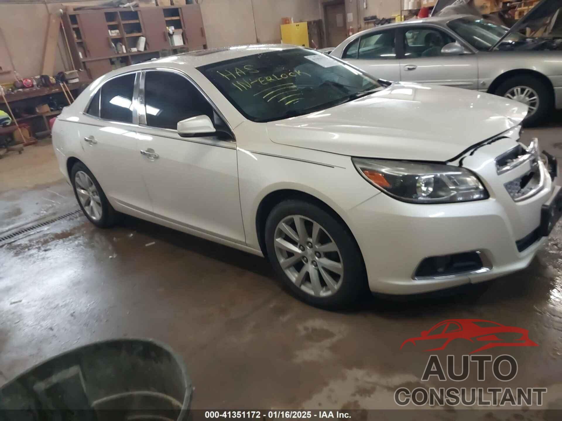 CHEVROLET MALIBU 2013 - 1G11H5SA6DF123555