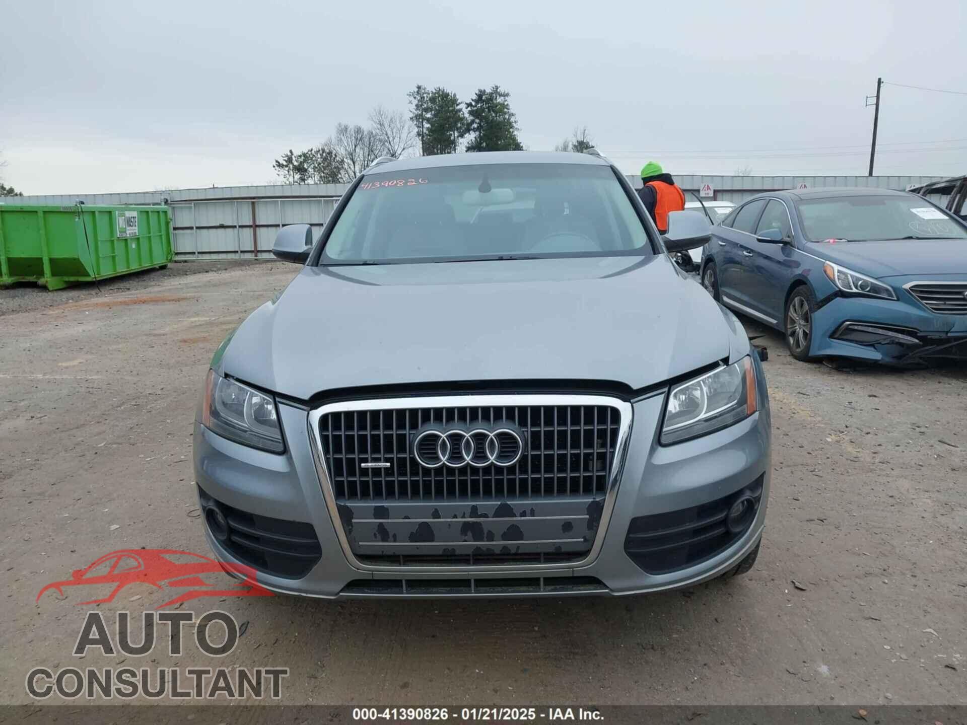 AUDI Q5 2011 - WA1CFAFPXBA080730