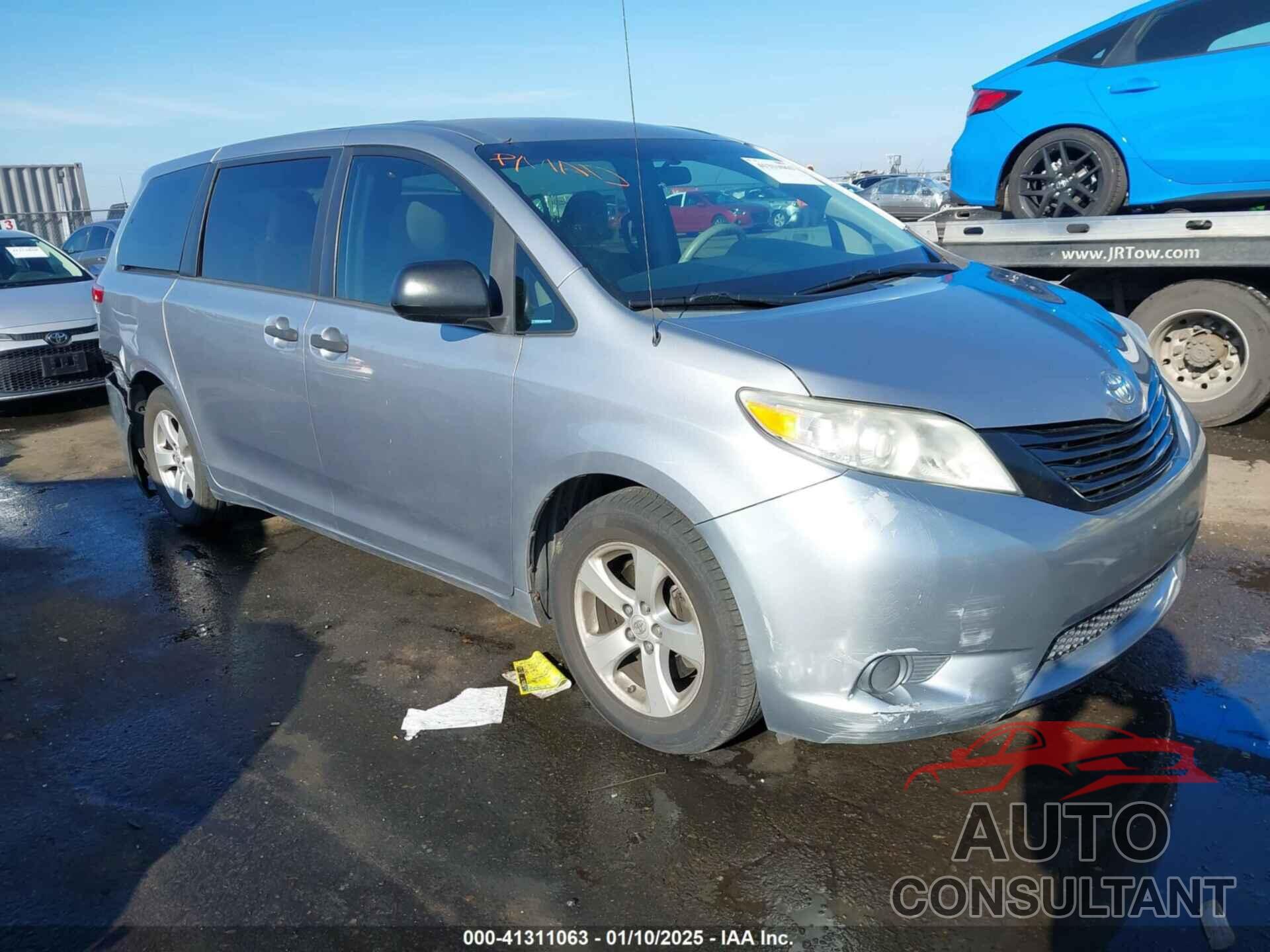 TOYOTA SIENNA 2013 - 5TDZK3DC6DS284115