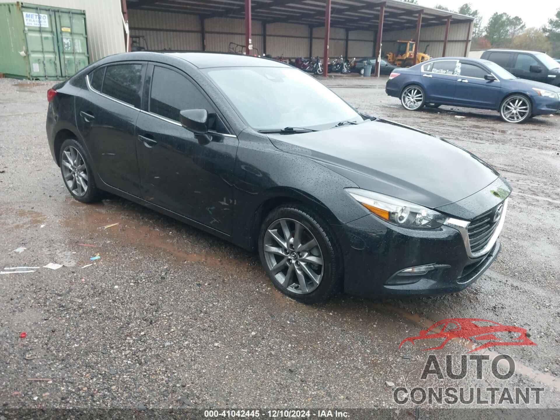 MAZDA MAZDA3 2018 - 3MZBN1V33JM202748