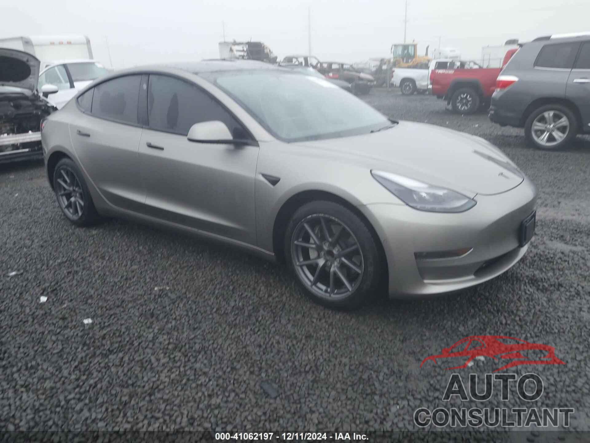 TESLA MODEL 3 2021 - 5YJ3E1EA1MF929479