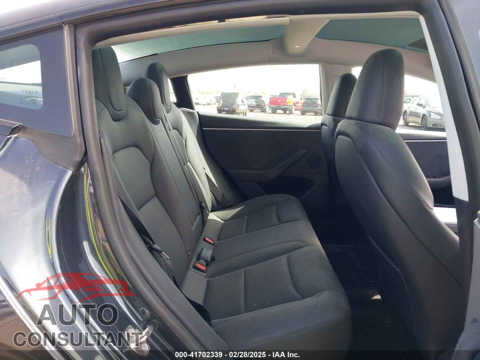 TESLA MODEL 3 2024 - 5YJ3E1EB6RF745736