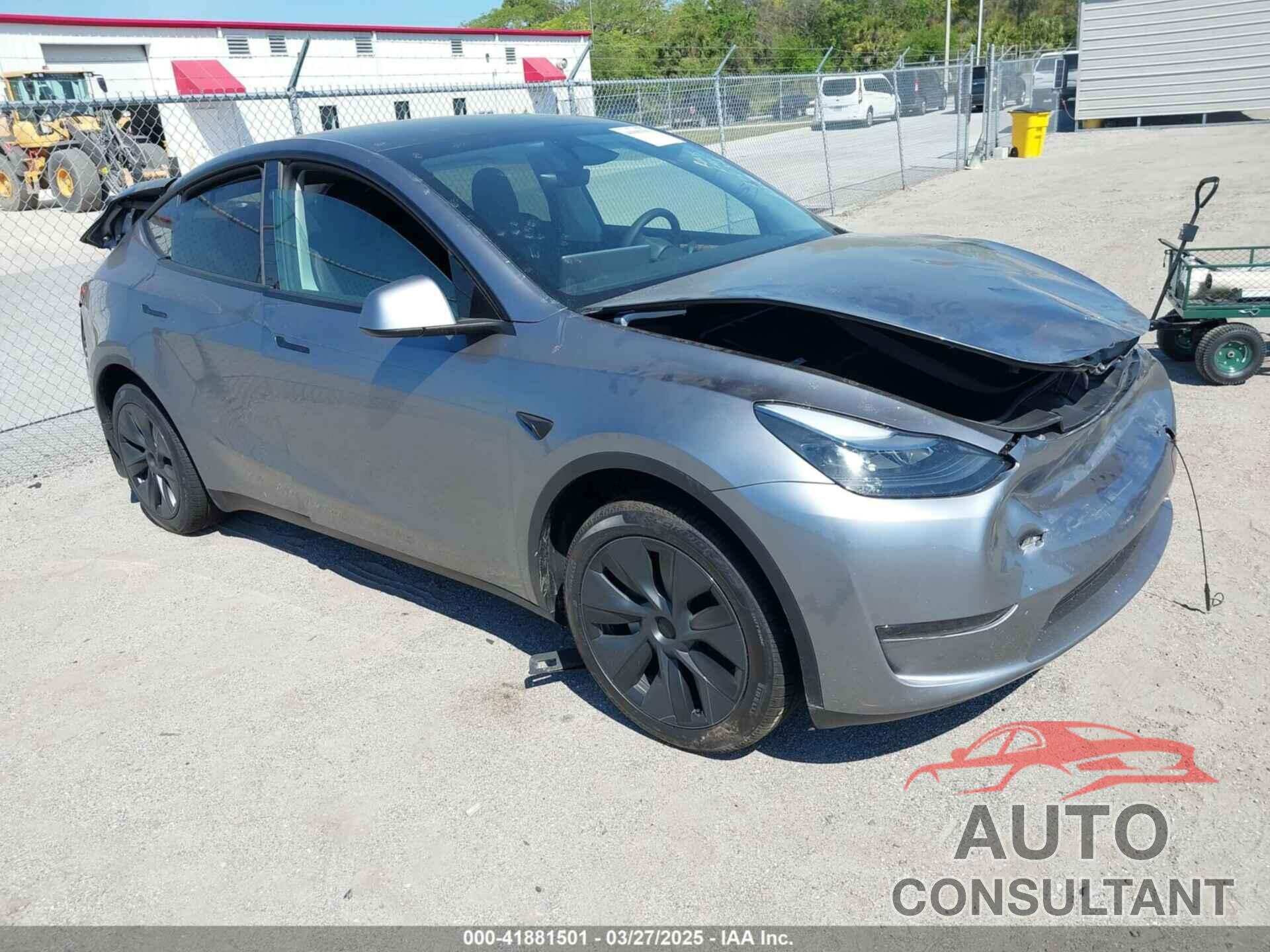 TESLA MODEL Y 2025 - 7SAYGDED4SA357476