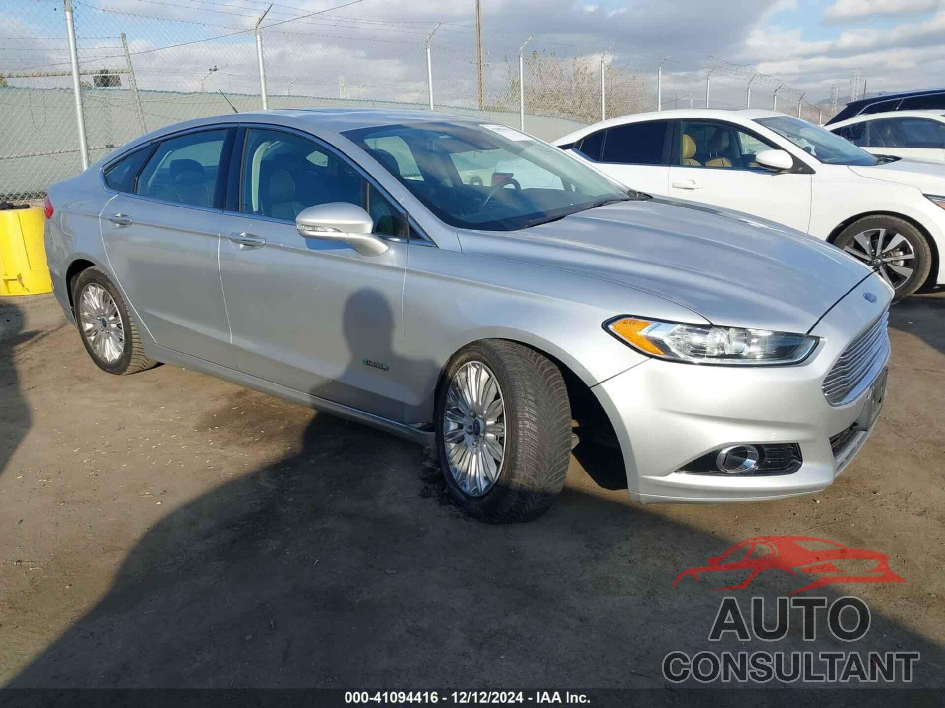 FORD FUSION ENERGI 2013 - 3FA6P0SU0DR303944