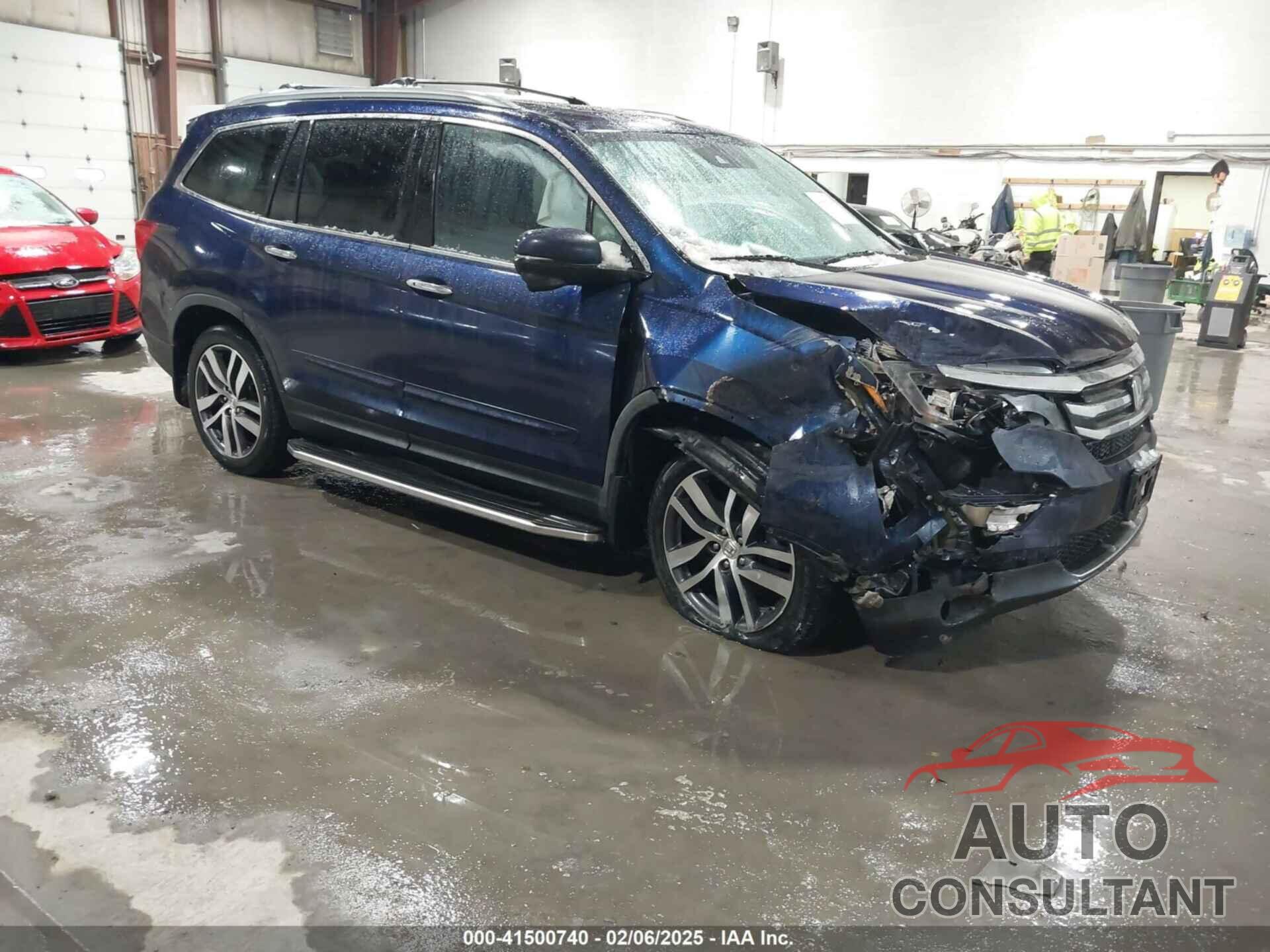 HONDA PILOT 2017 - 5FNYF6H9XHB070903