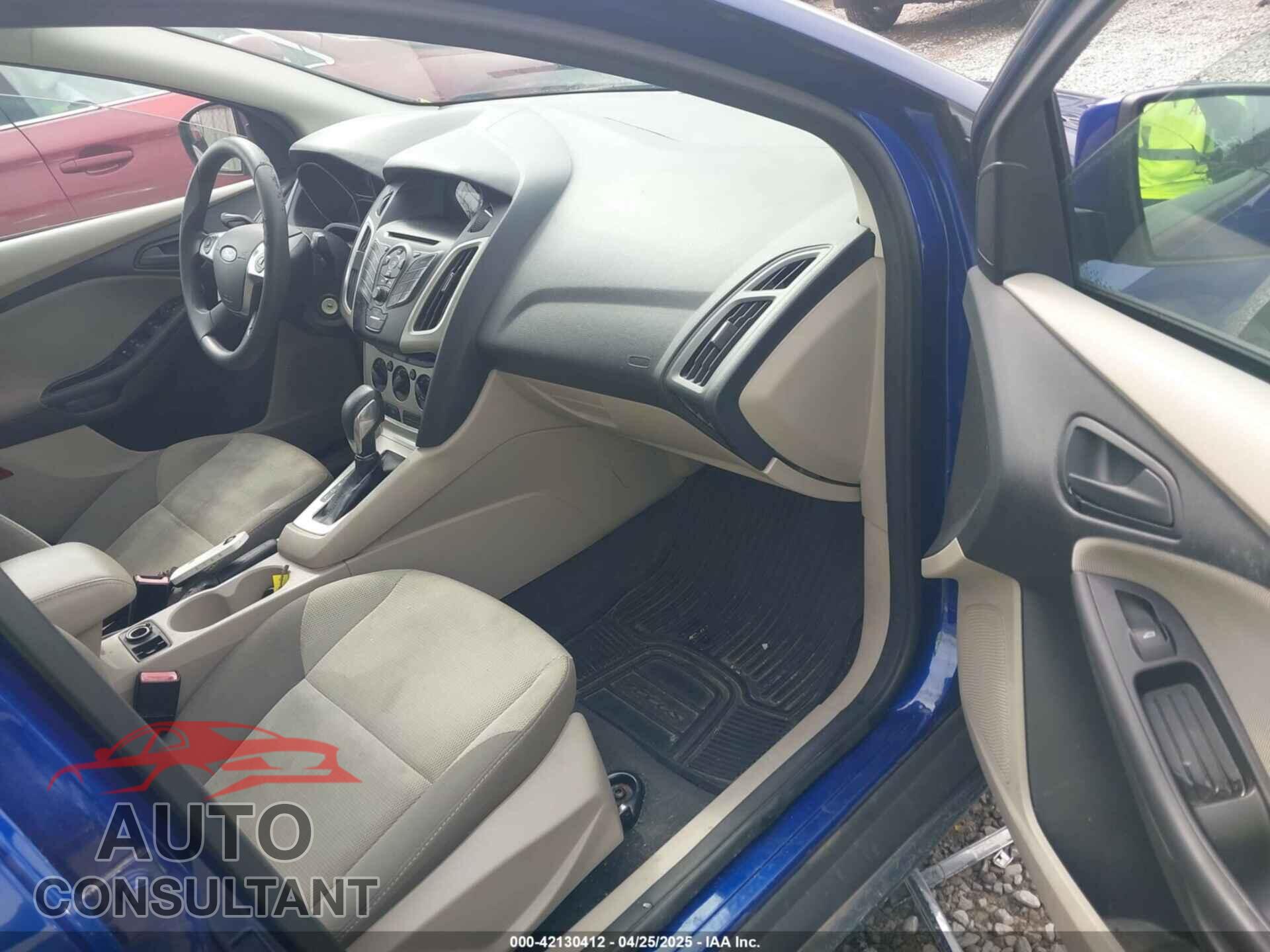 FORD FOCUS 2012 - 1FAHP3F2XCL266692