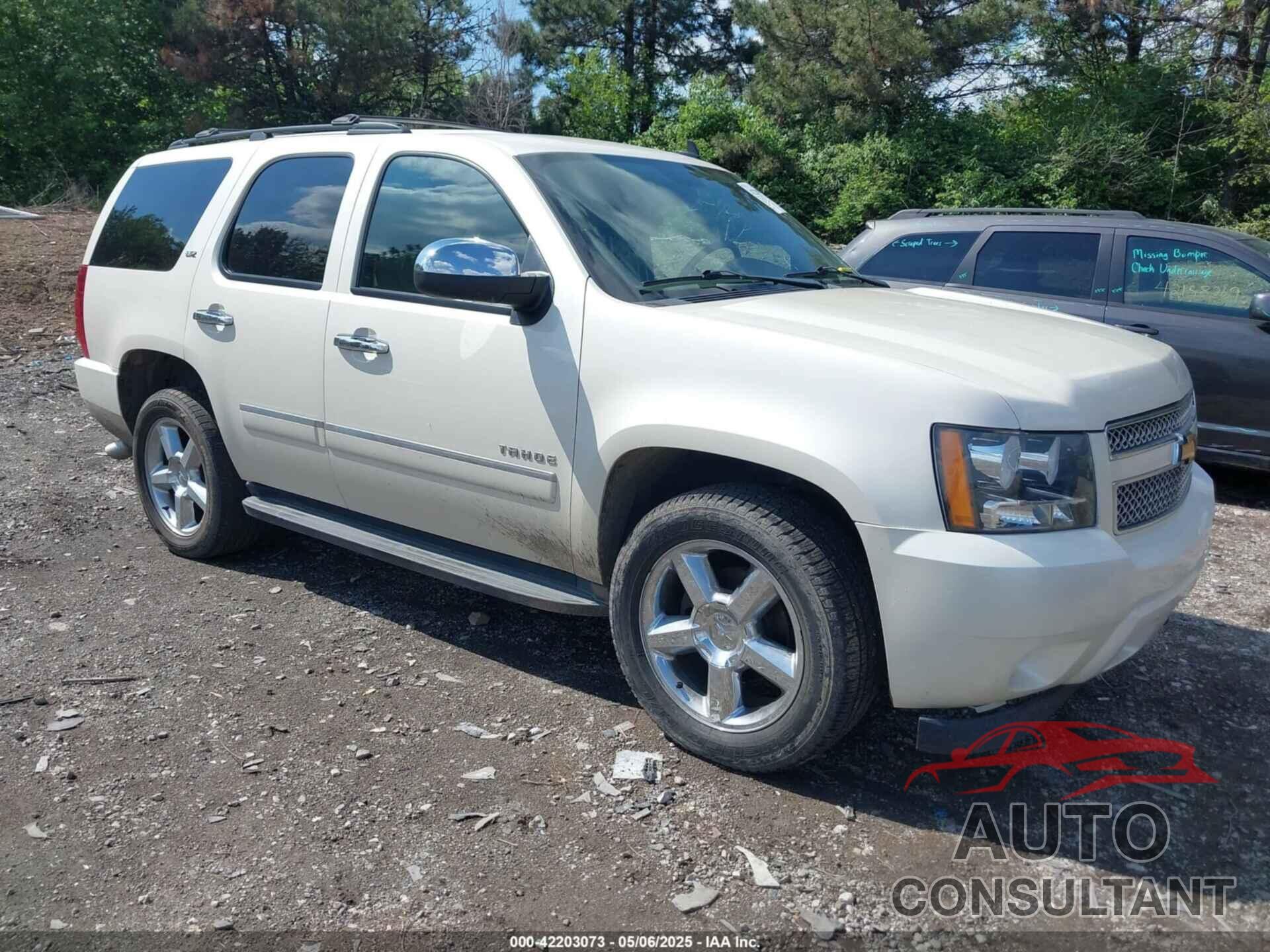 CHEVROLET TAHOE 2013 - 1GNSKCE07DR326996