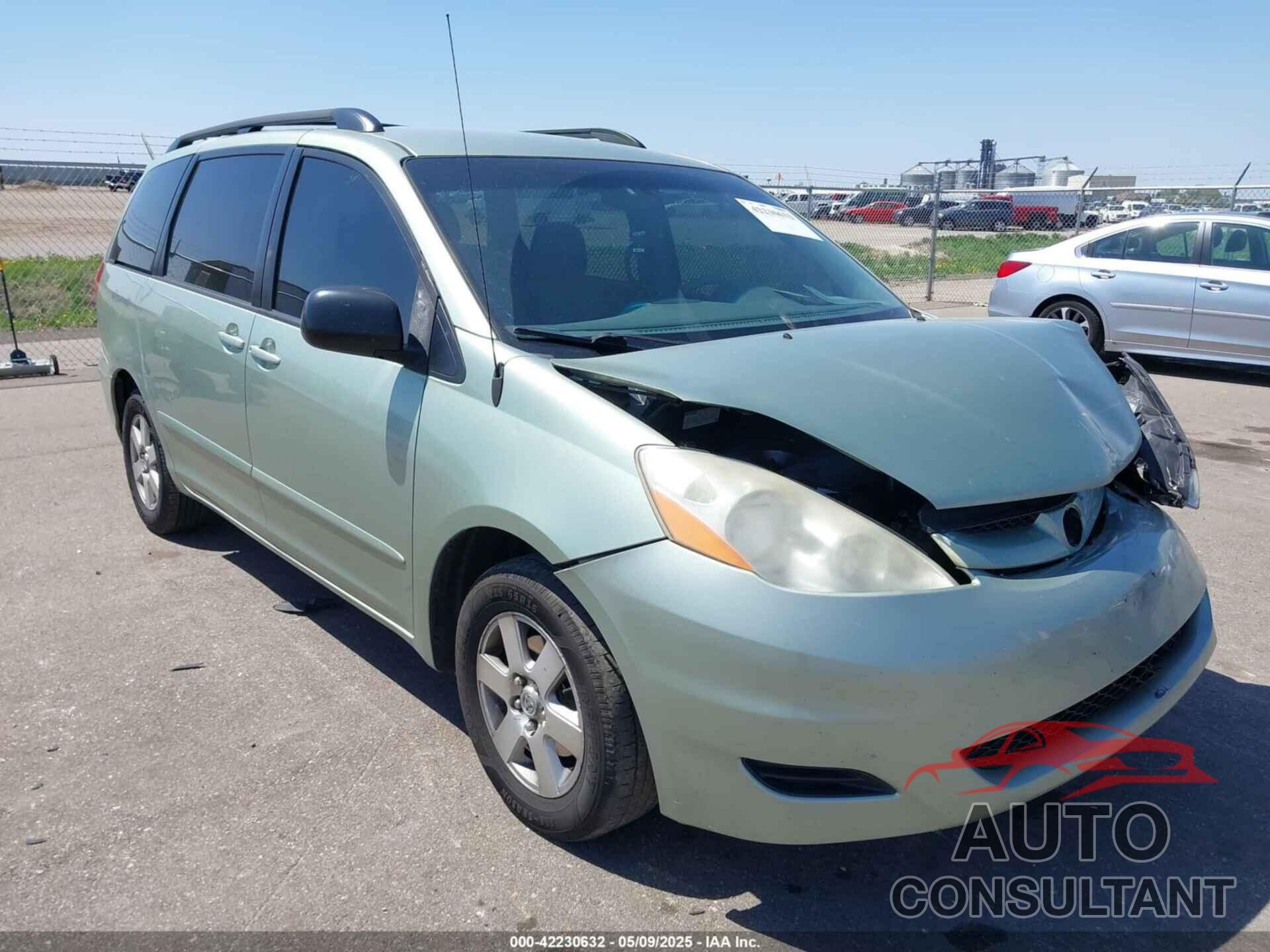 TOYOTA SIENNA 2010 - 5TDKK4CC3AS295805