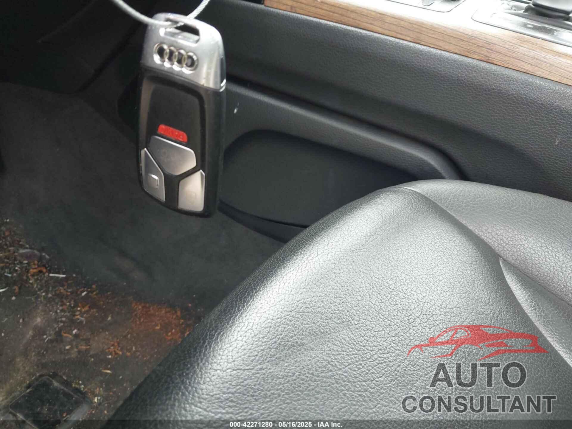 AUDI Q7 2017 - WA1LHAF77HD050327