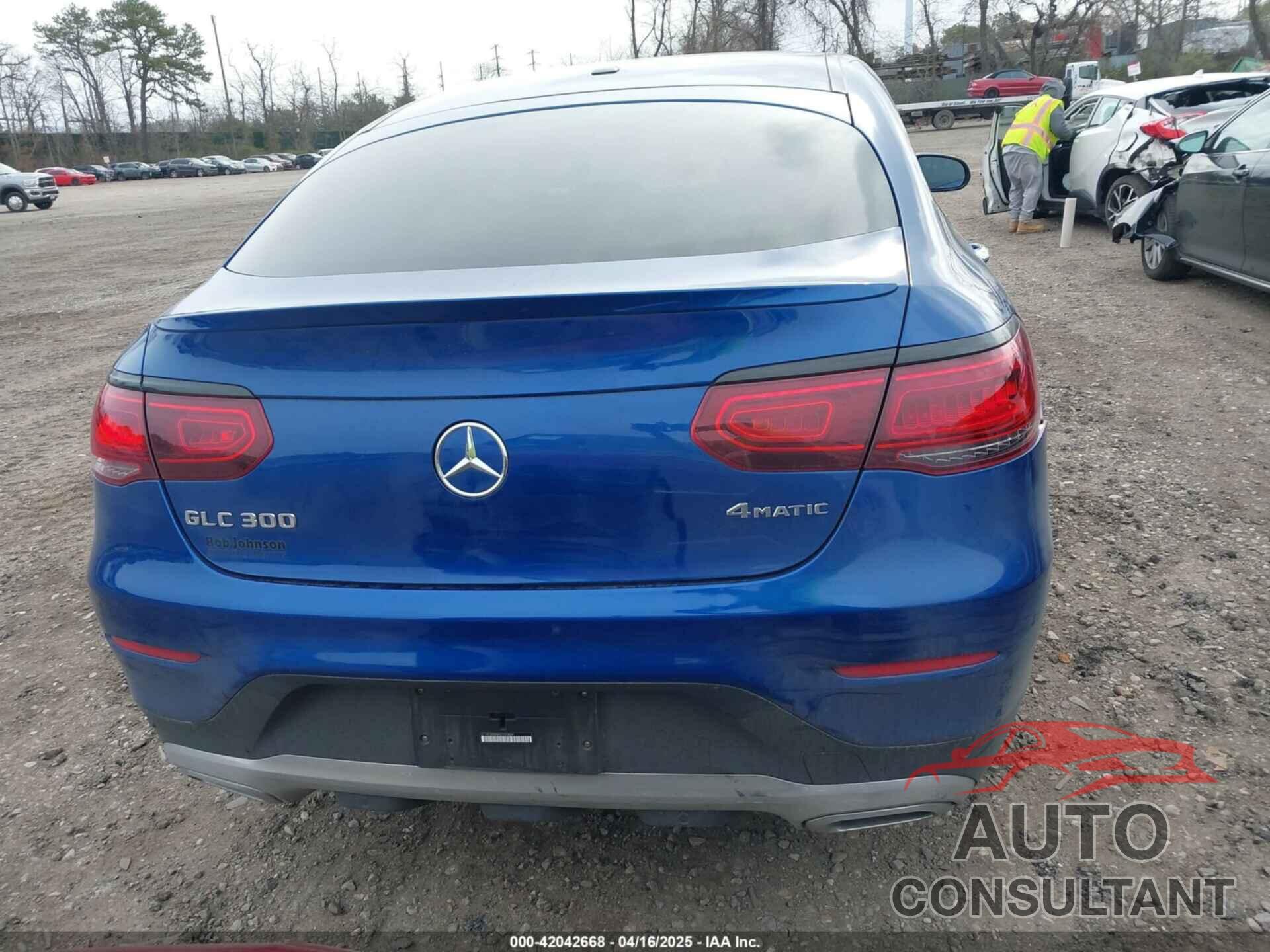 MERCEDES-BENZ GLC 300 2023 - W1N0J8EB8PG152804