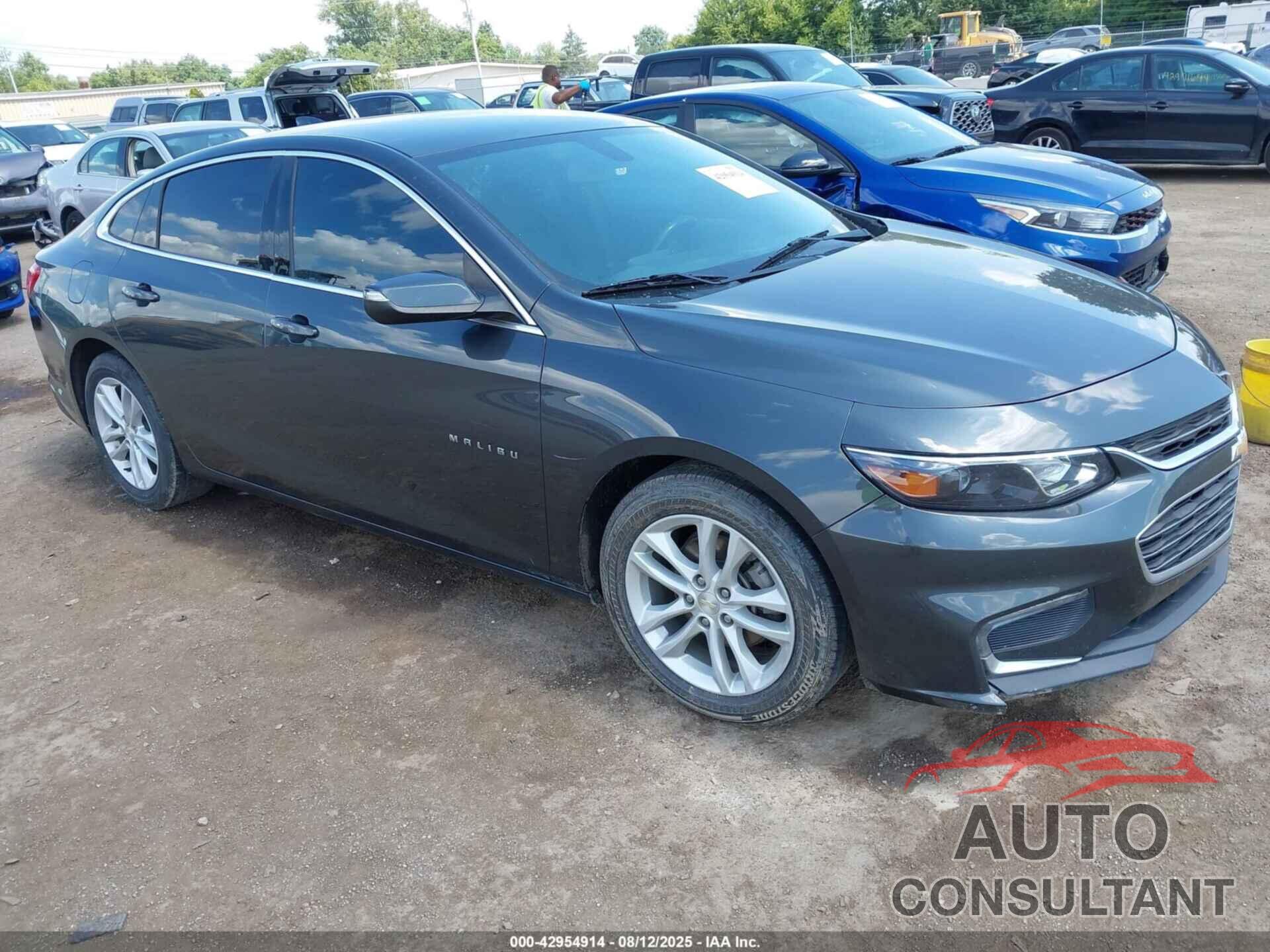 CHEVROLET MALIBU 2018 - 1G1ZD5ST7JF180679