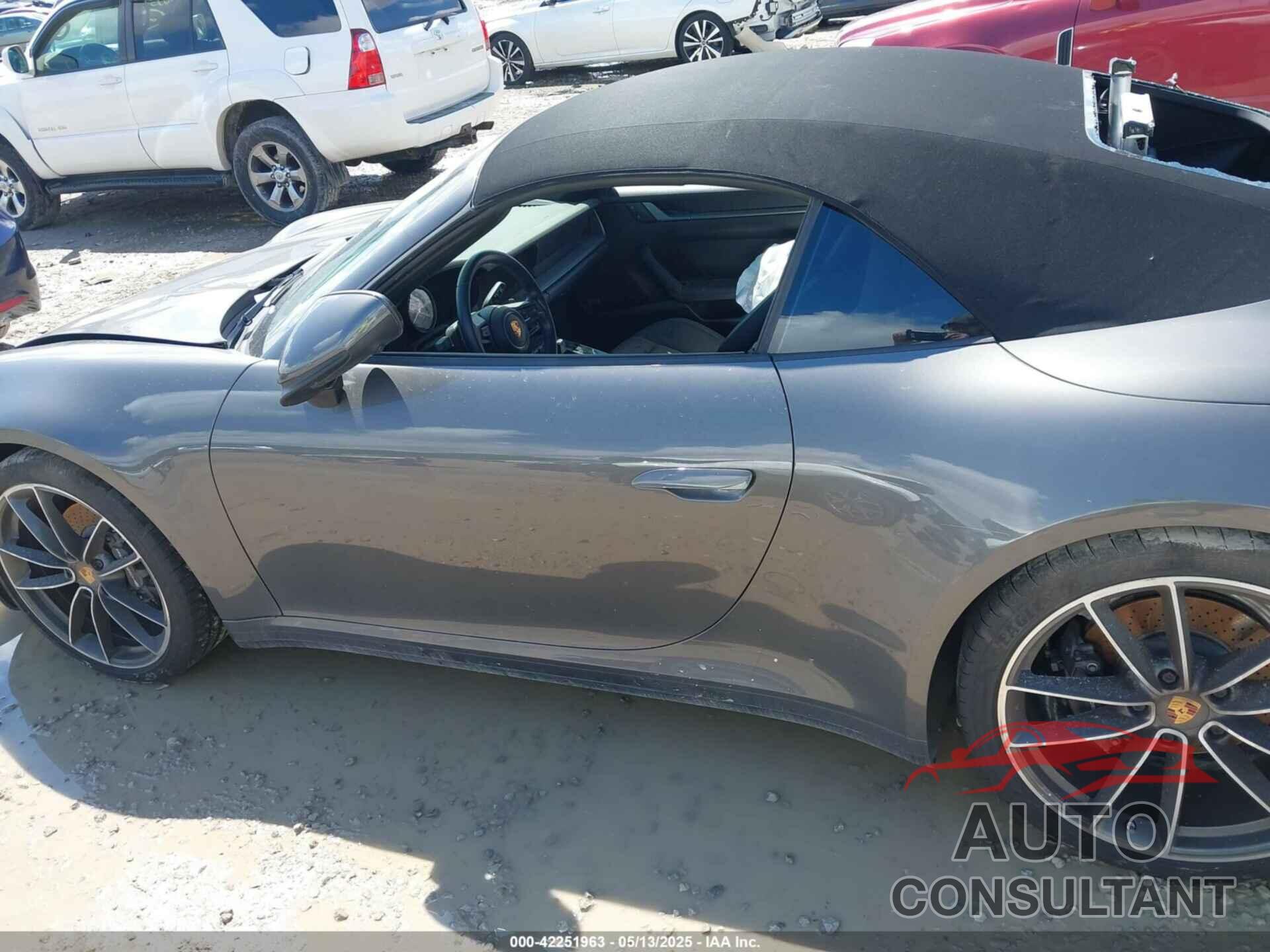 PORSCHE 911 2022 - WP0CA2A98NS236295