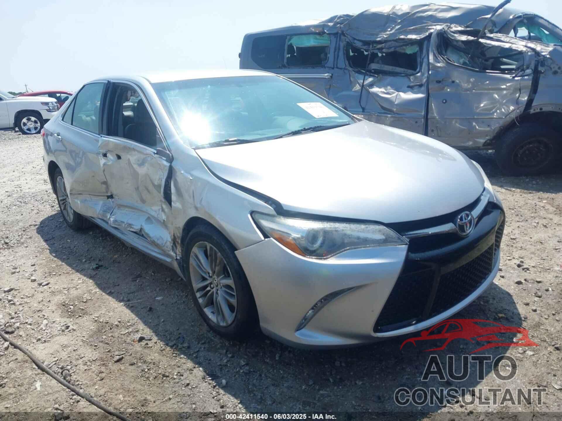 TOYOTA CAMRY 2015 - 4T1BF1FK7FU887518