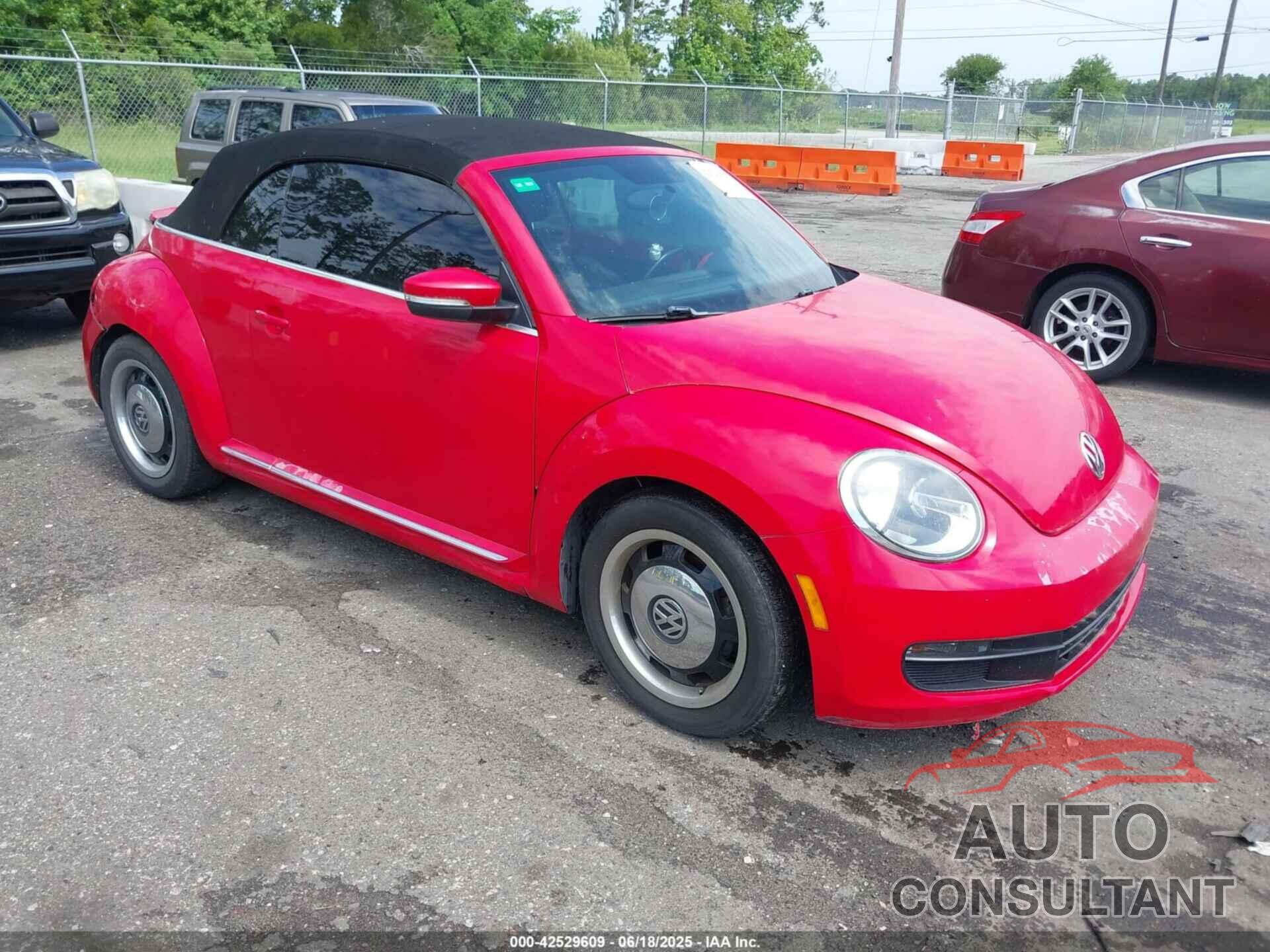 VOLKSWAGEN BEETLE 2013 - 3VW5P7AT7DM802208