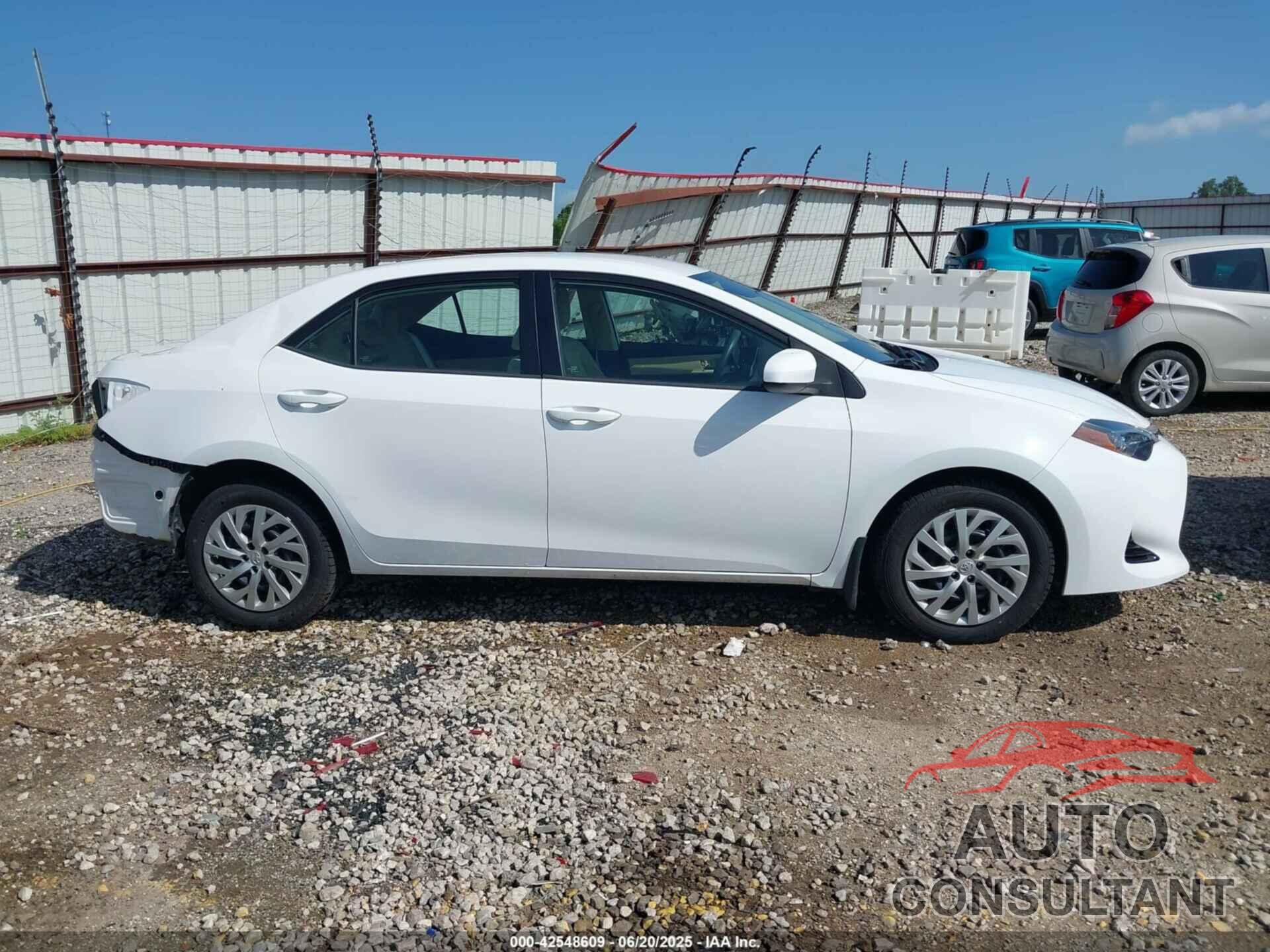TOYOTA COROLLA 2017 - 2T1BURHEXHC946867