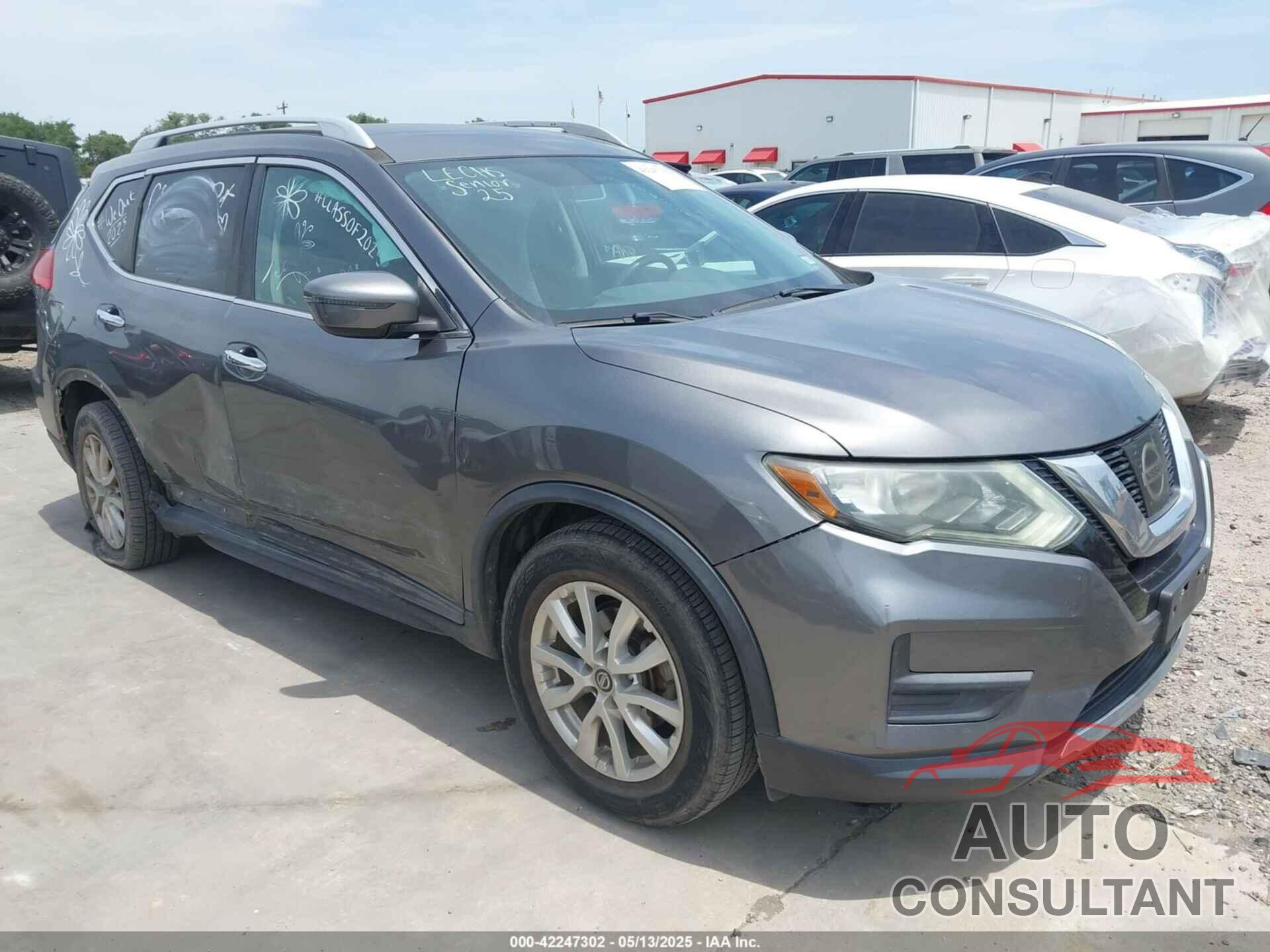 NISSAN ROGUE 2017 - 5N1AT2MT4HC857620