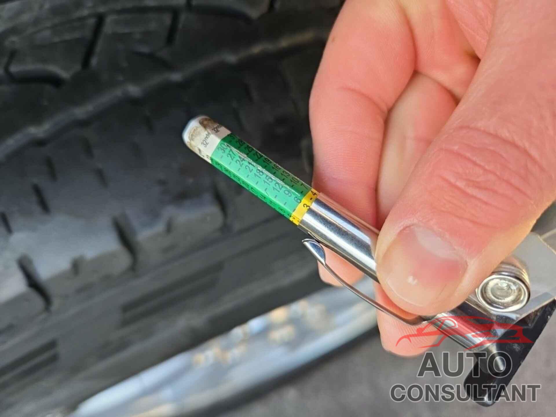 FORD F150 2021 - 1FTFX1E81MKE57369