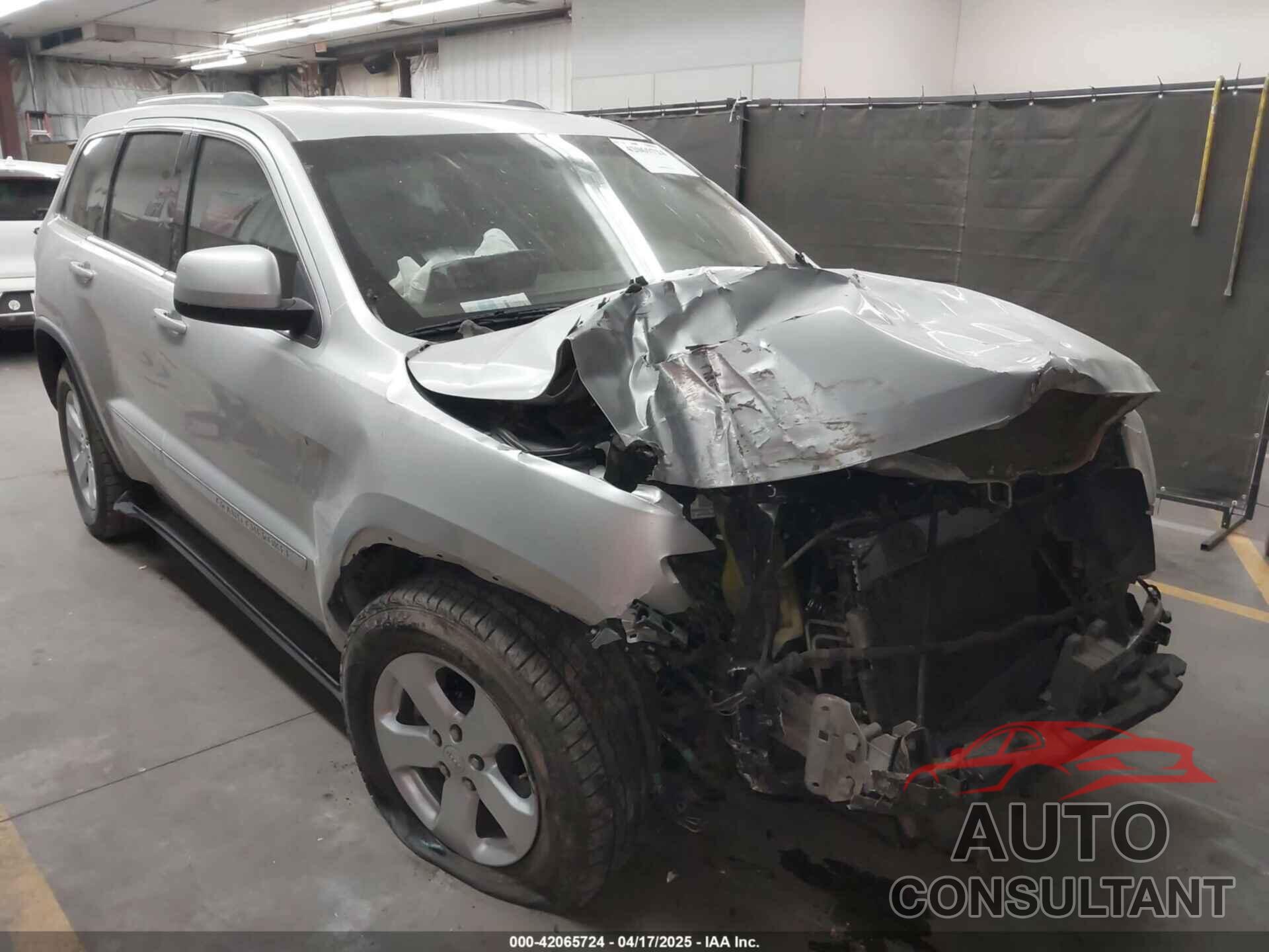 JEEP GRAND CHEROKEE 2012 - 1C4RJEAG1CC261105