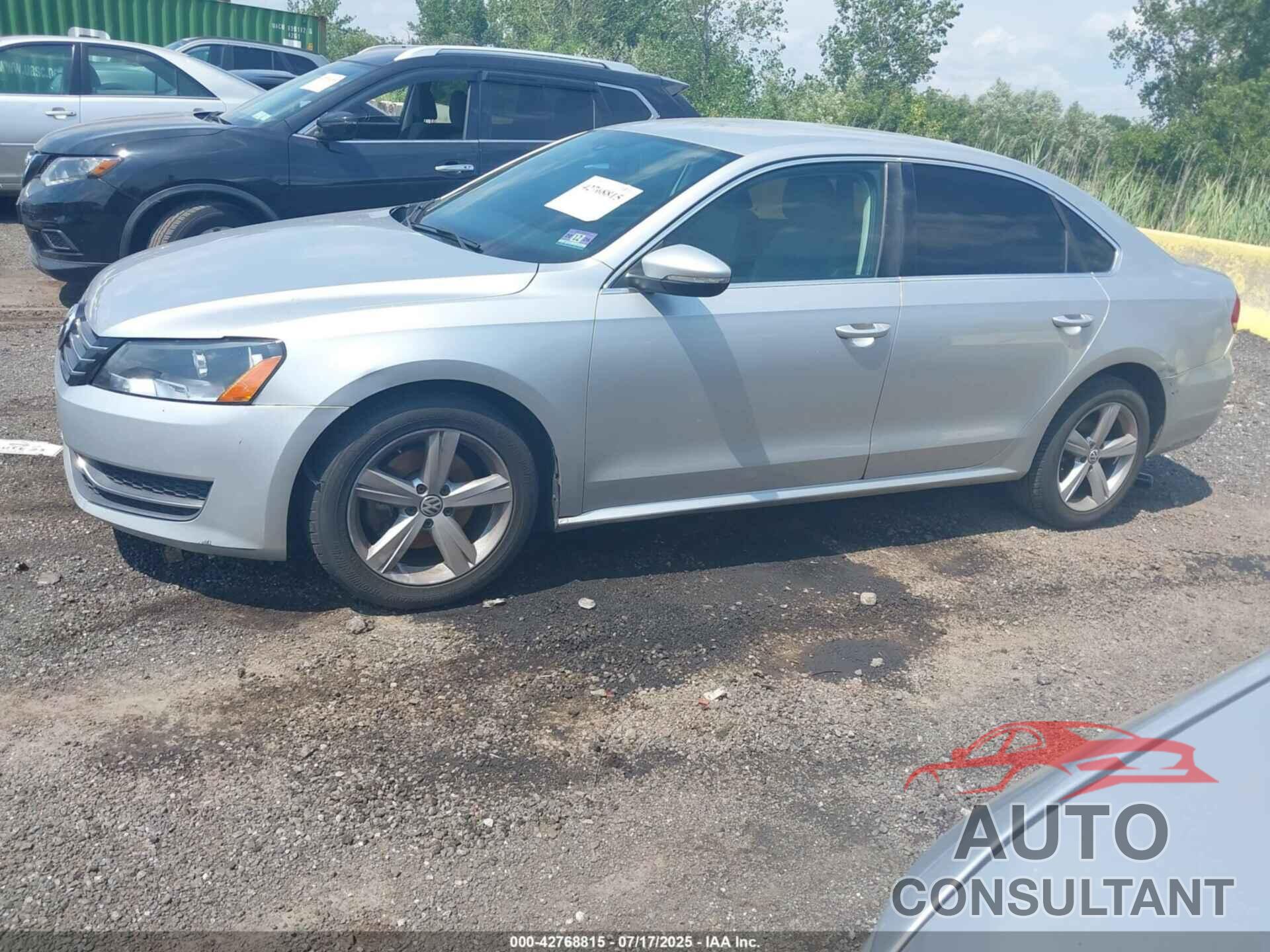 VOLKSWAGEN PASSAT 2012 - 1VWBP7A3XCC048692