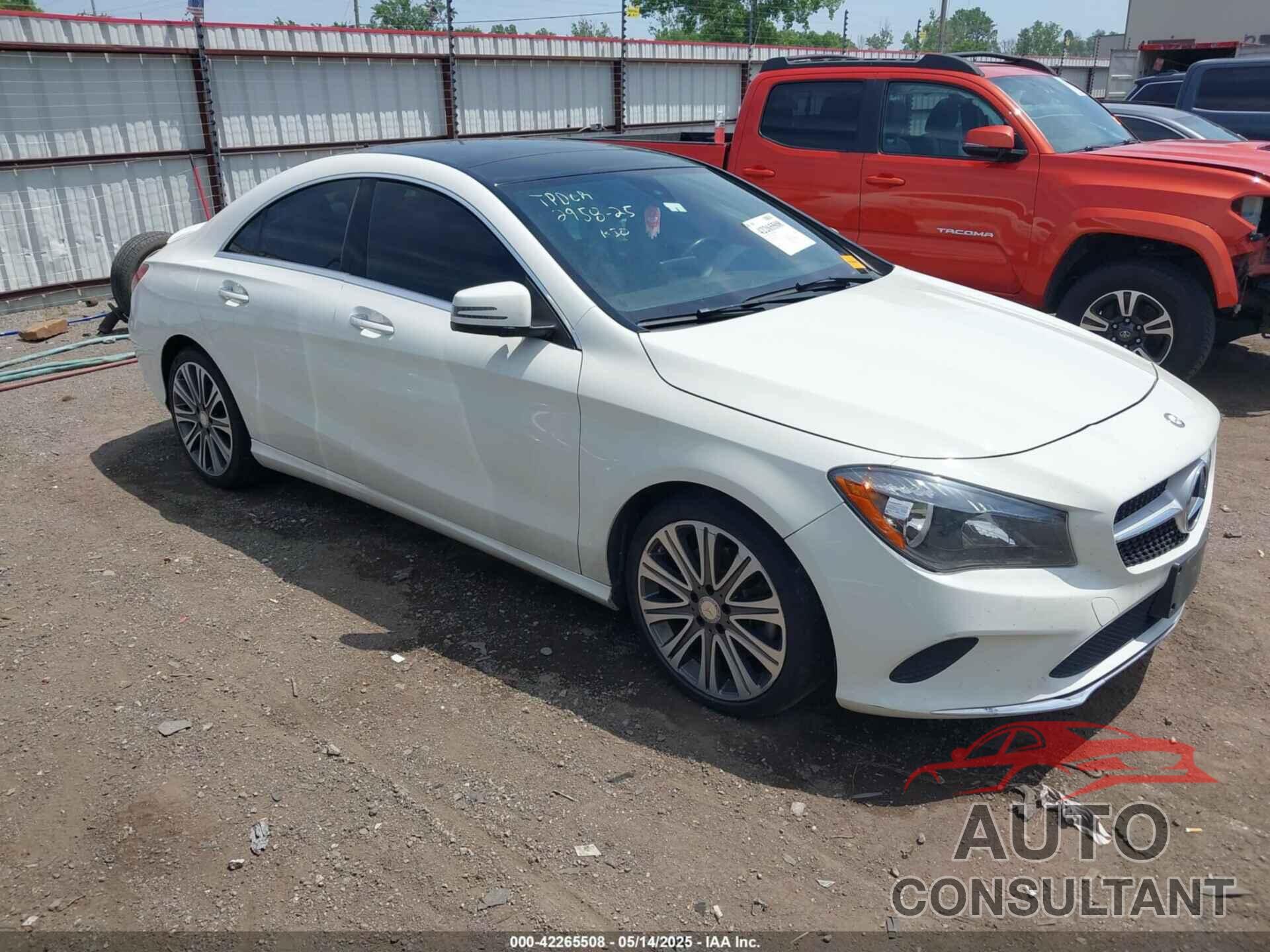 MERCEDES-BENZ CLA 250 2017 - WDDSJ4GB9HN473307
