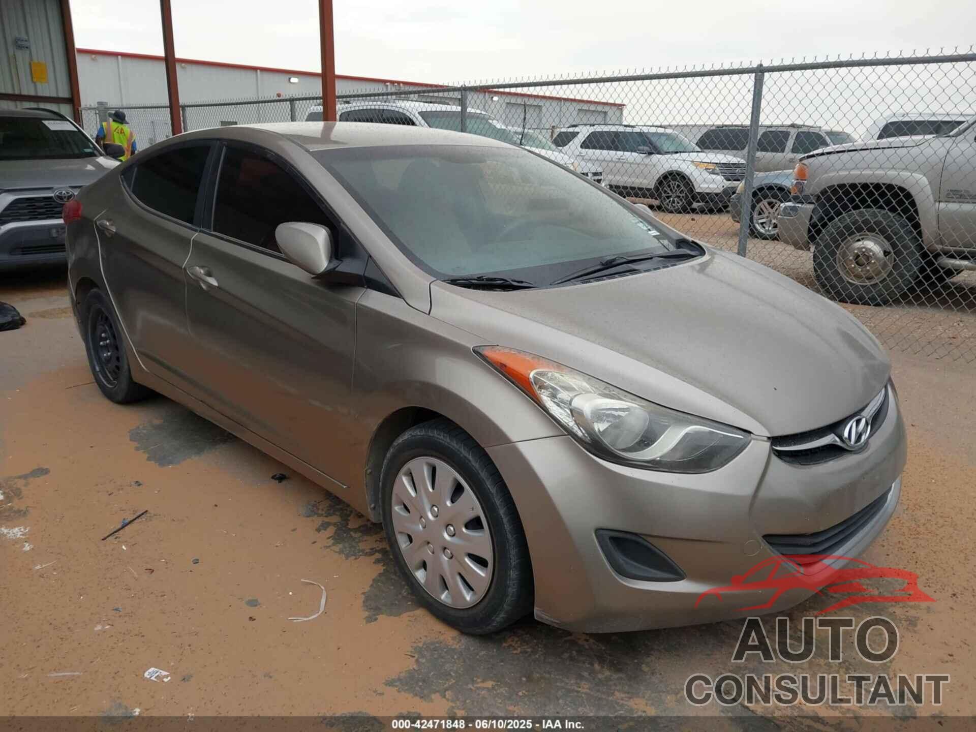 HYUNDAI ELANTRA 2011 - R5NPDH4AE8B803622