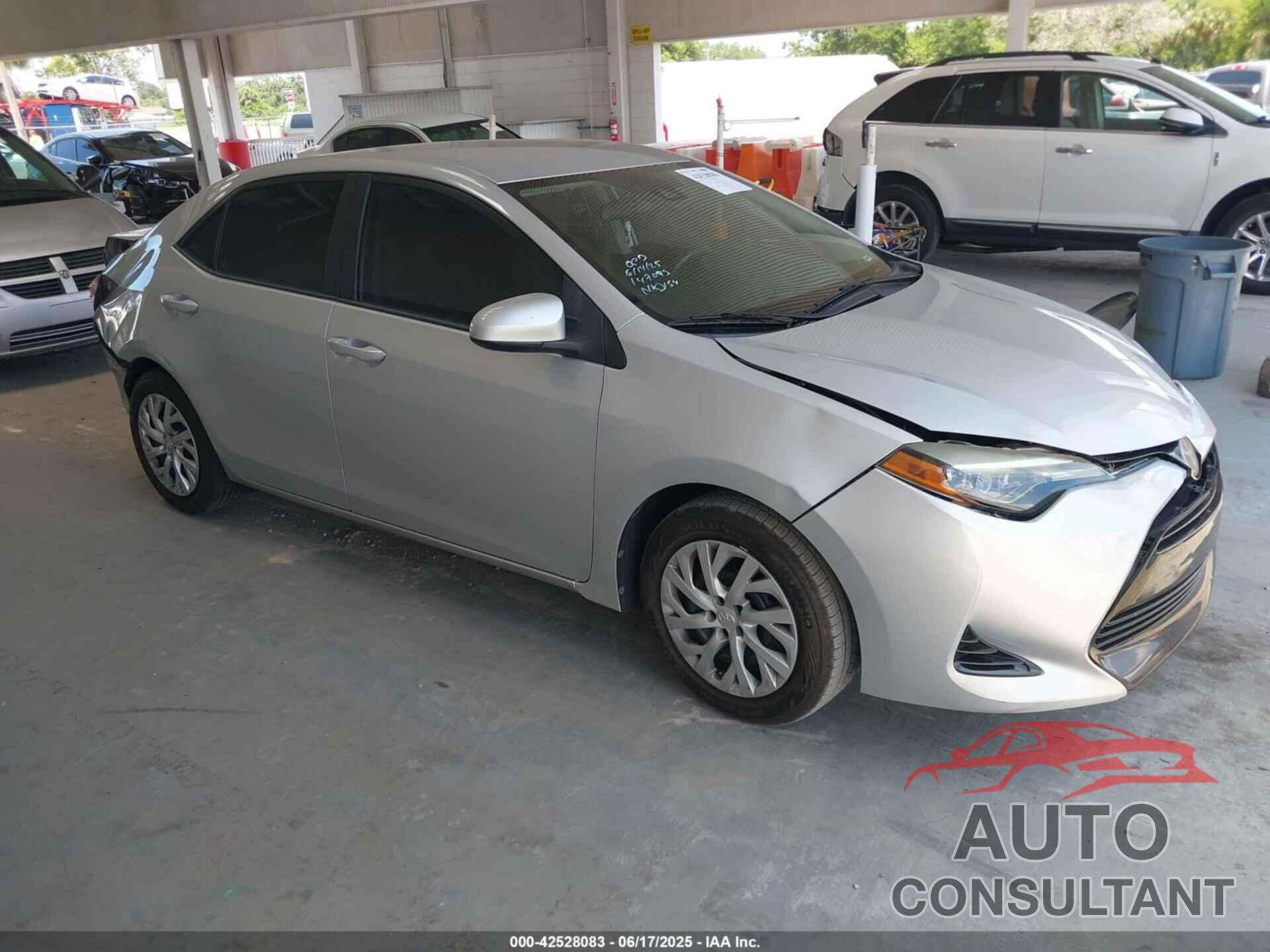 TOYOTA COROLLA 2018 - 5YFBURHE4JP779721