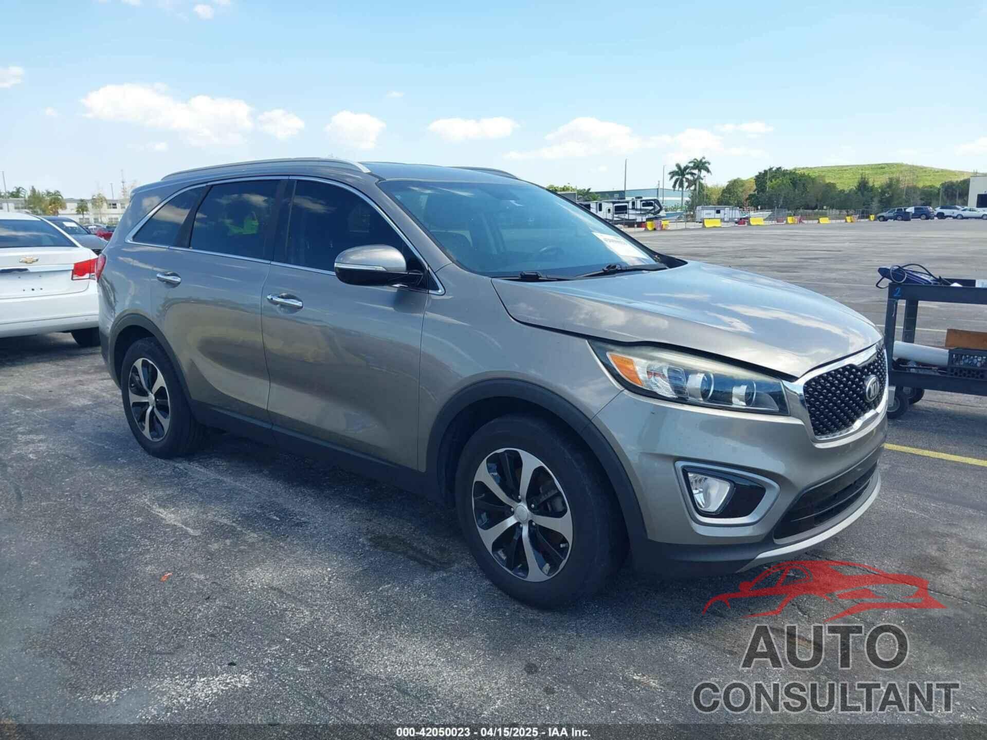 KIA SORENTO 2017 - 5XYPH4A17HG277742