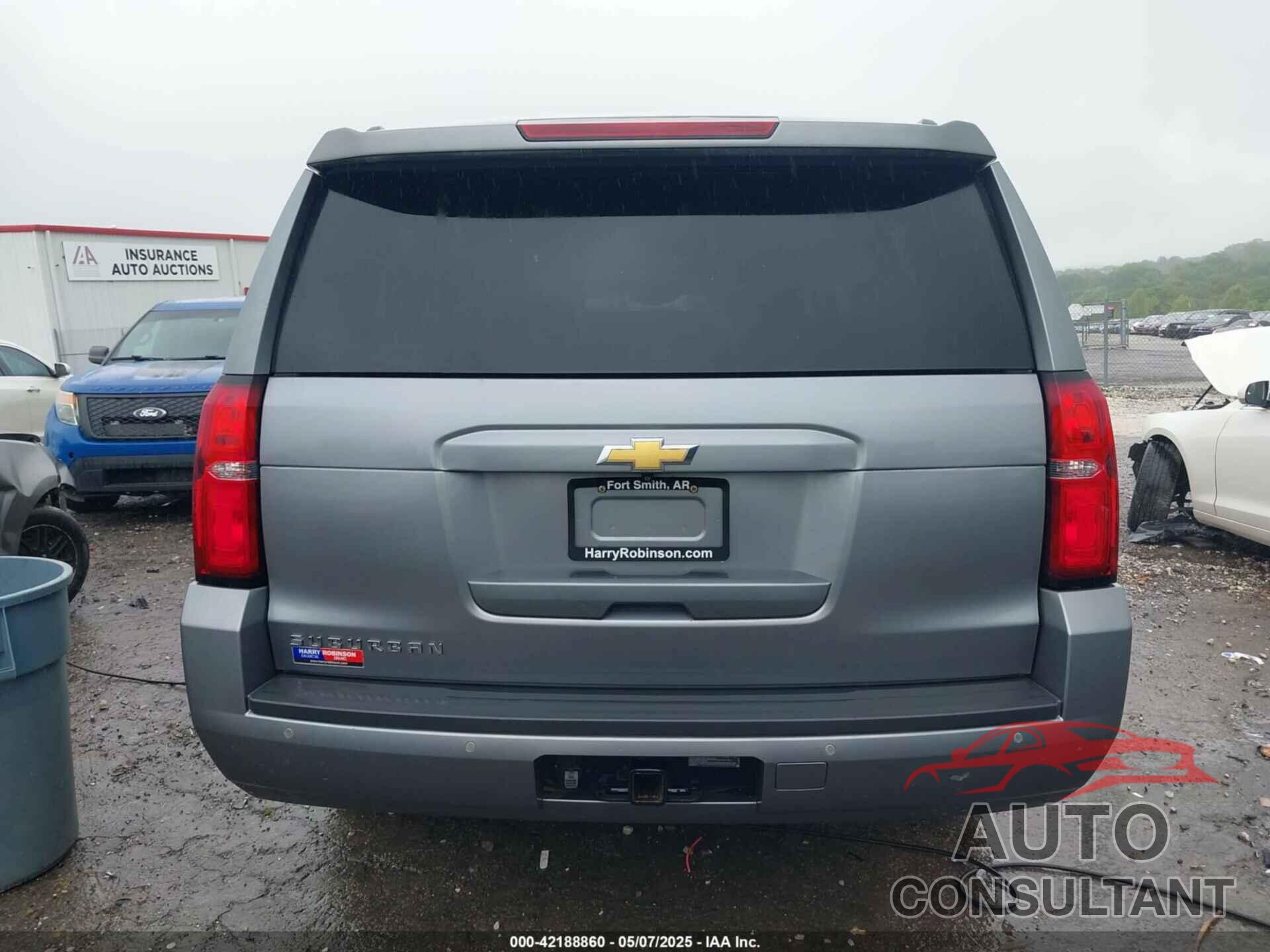 CHEVROLET SUBURBAN 2019 - 1GNSKHKCXKR405555