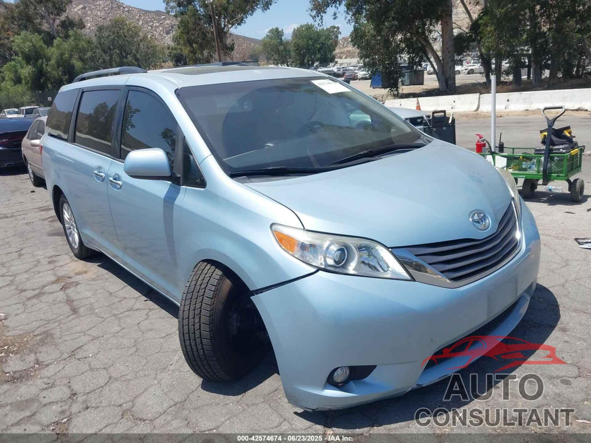 TOYOTA SIENNA 2016 - 5TDYK3DC3GS765228