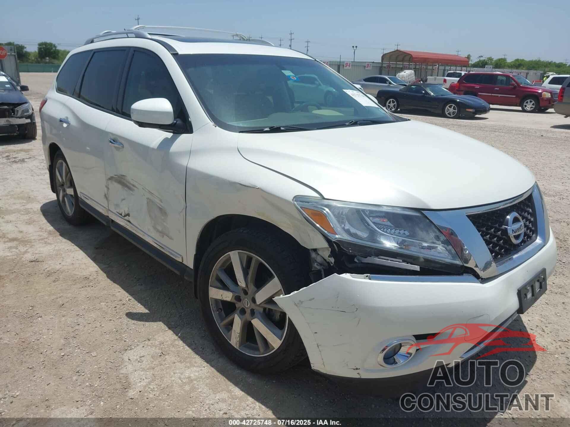 NISSAN PATHFINDER 2015 - 5N1AR2MN1FC713987