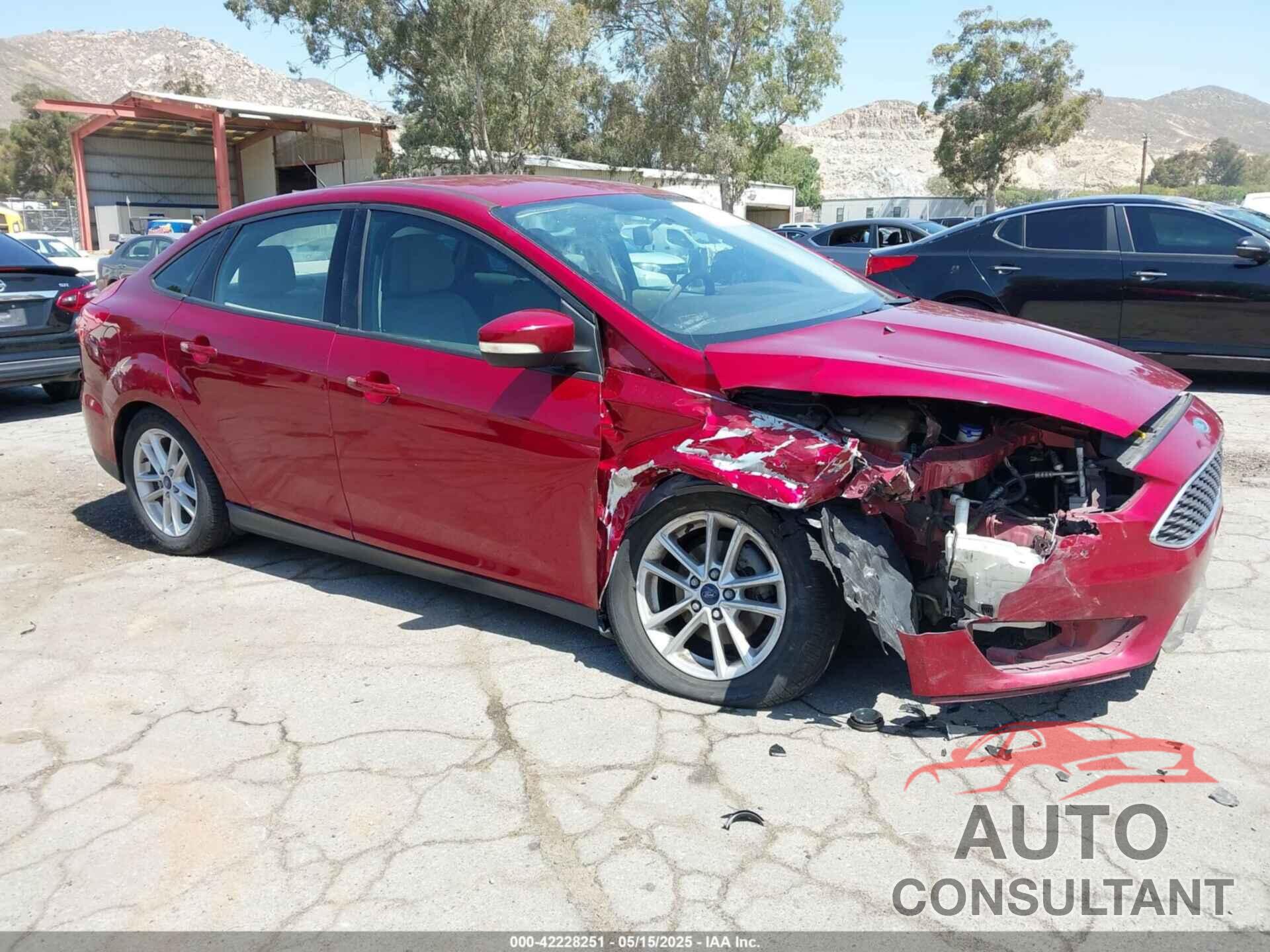 FORD FOCUS 2015 - 1FADP3F27FL300543