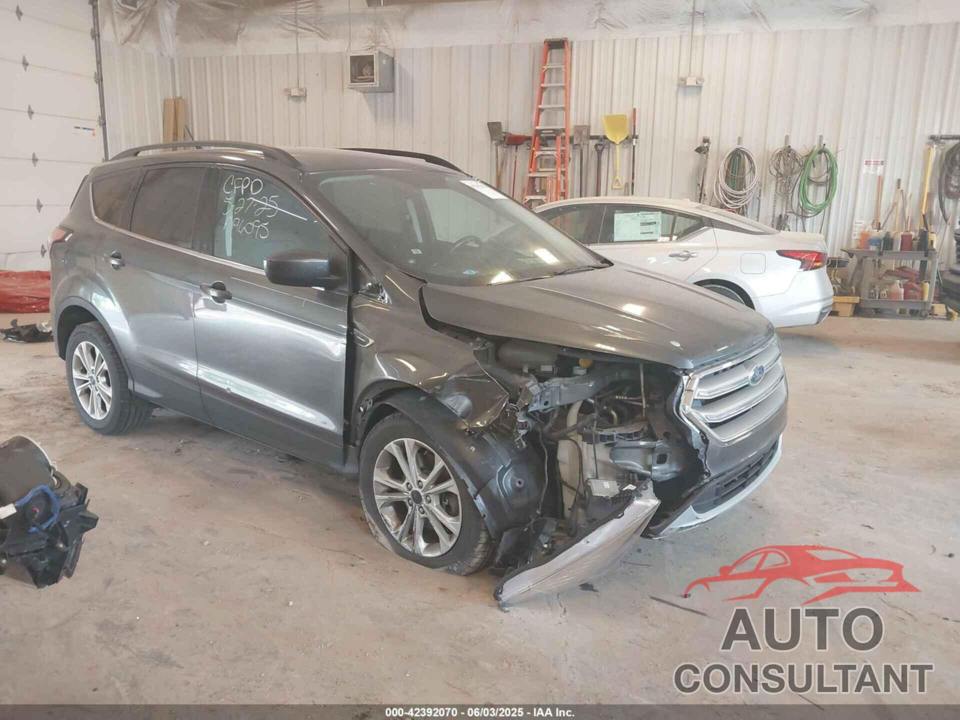 FORD ESCAPE 2018 - 1FMCU9HD5JUA96095