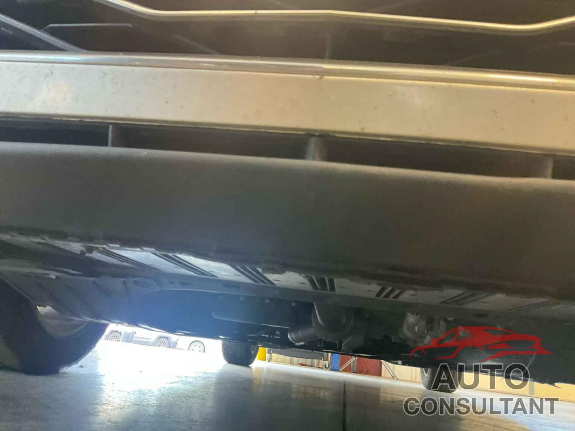 CHEVROLET MALIBU 2020 - 1G1ZD5ST3LF068433