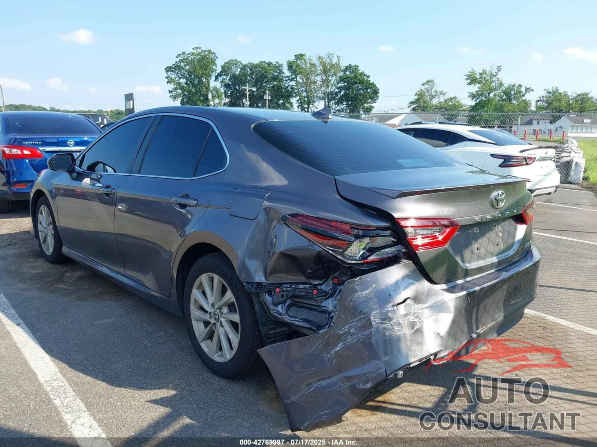 TOYOTA CAMRY 2023 - 4T1R11AKXPU736145