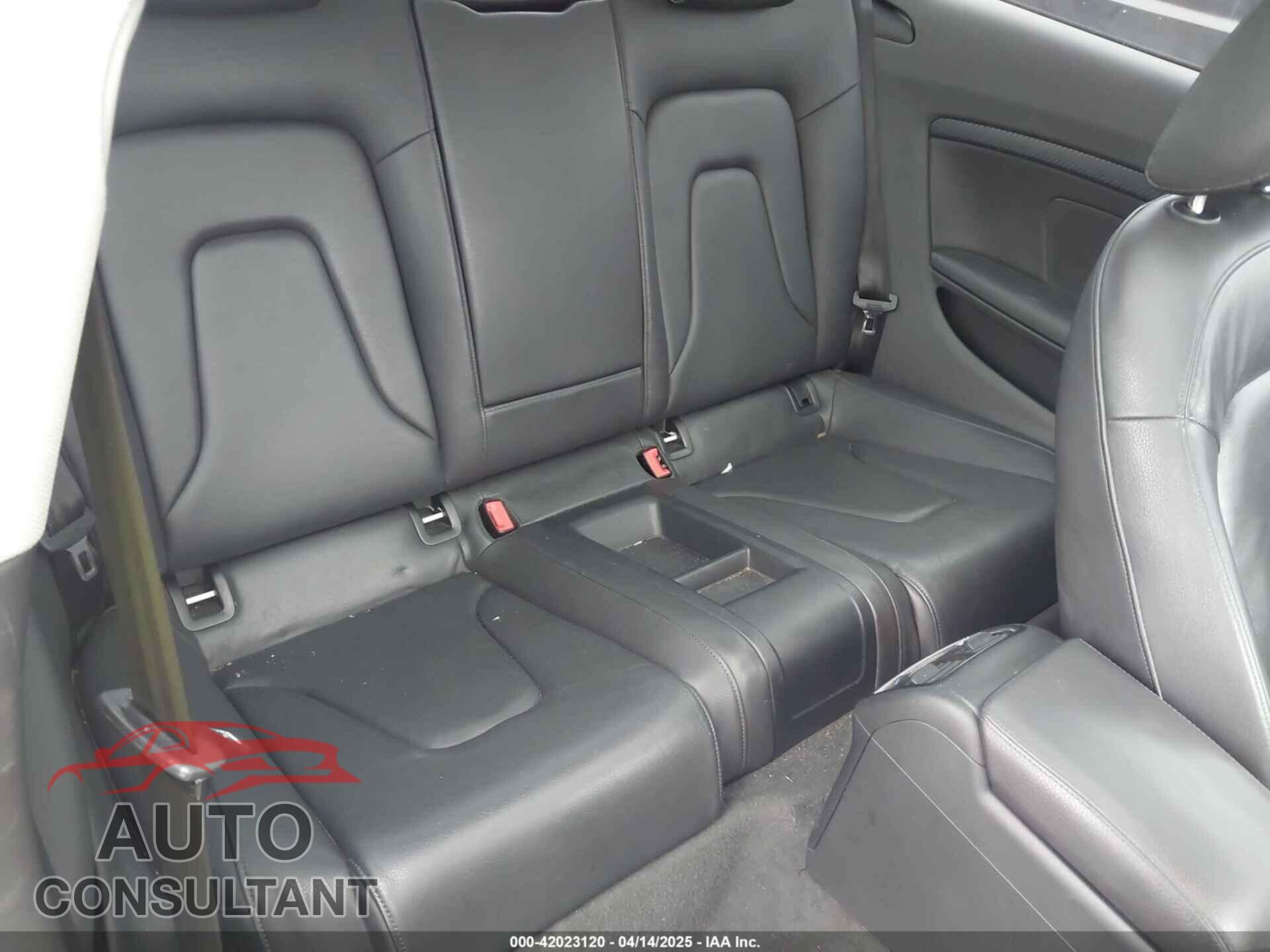 AUDI A5 2012 - WAULFAFR5CA021493