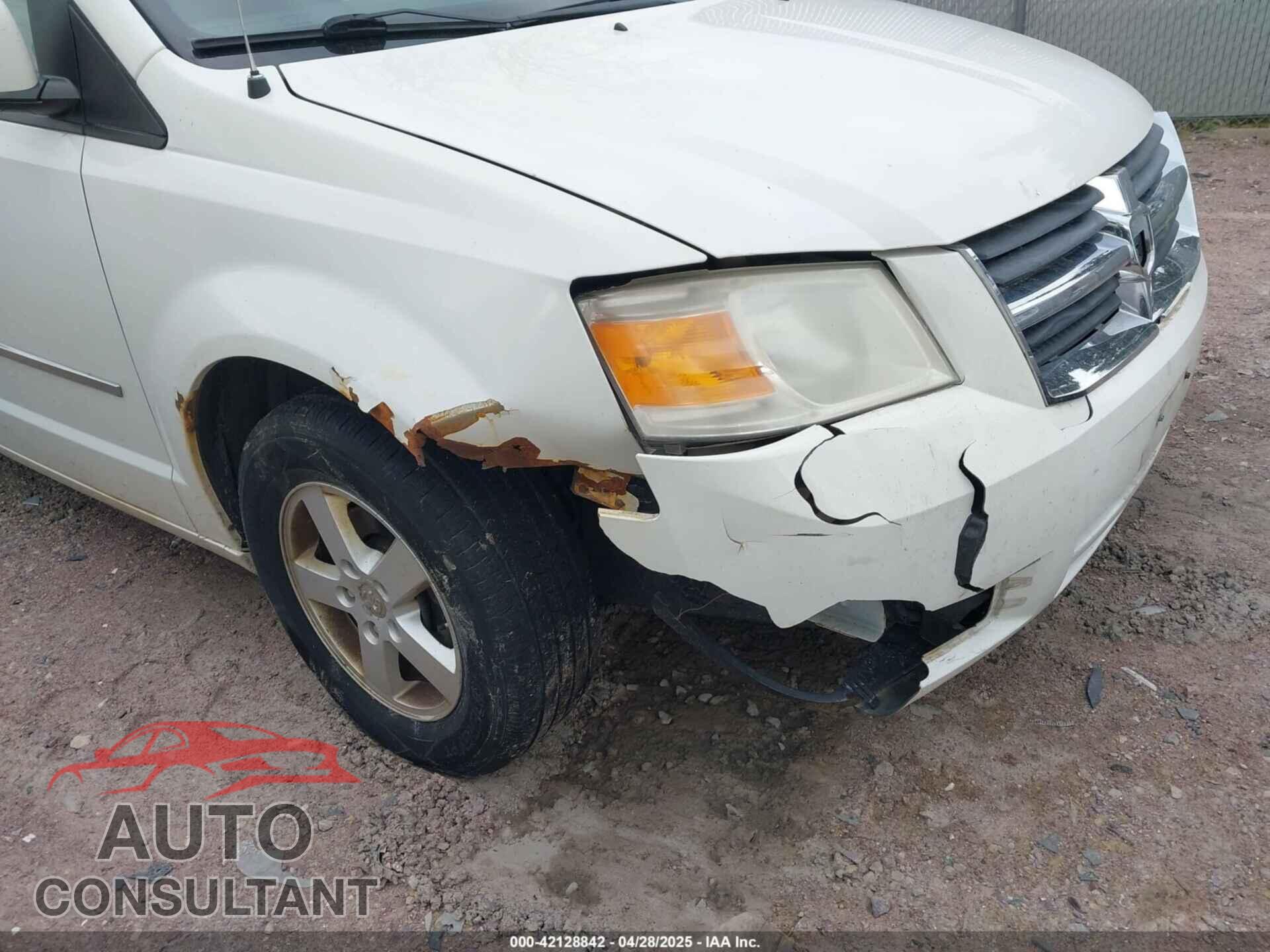 DODGE GRAND CARAVAN 2010 - 2D4RN5D17AR408112